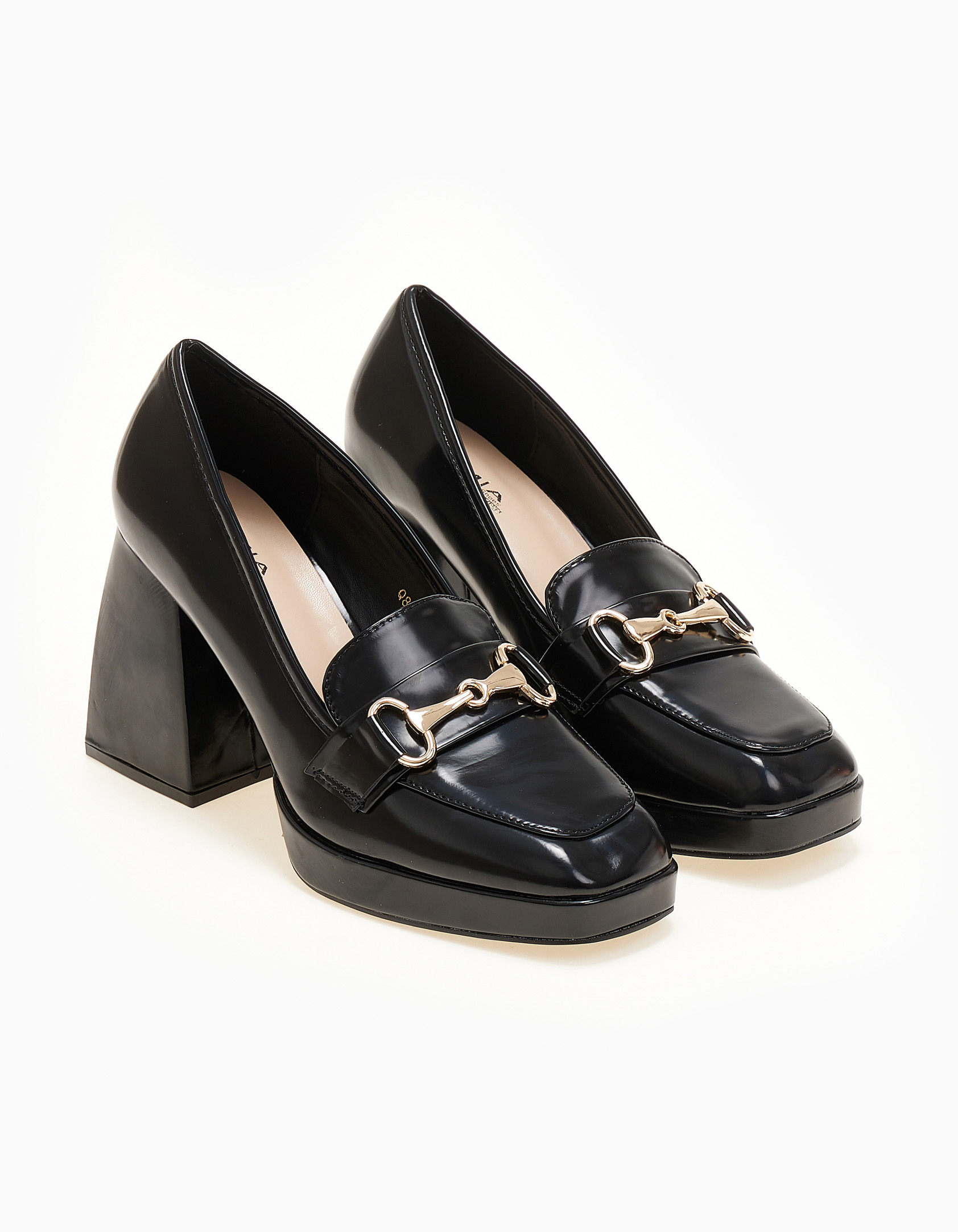 Γόβες τύπου oxford με αγκράφα - Μαύρο