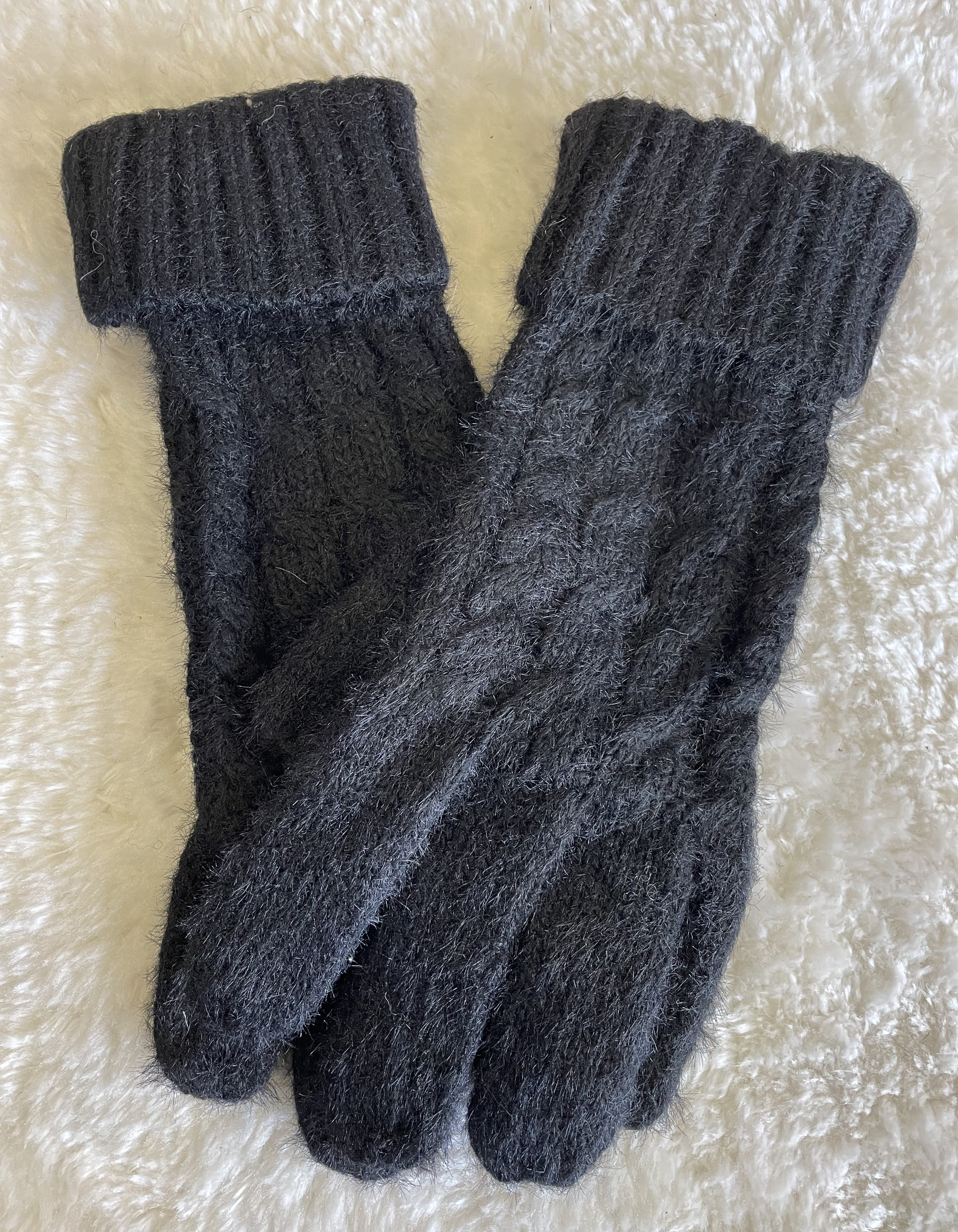 Πλεκτά γυναικεία γάντια - Μαύρο