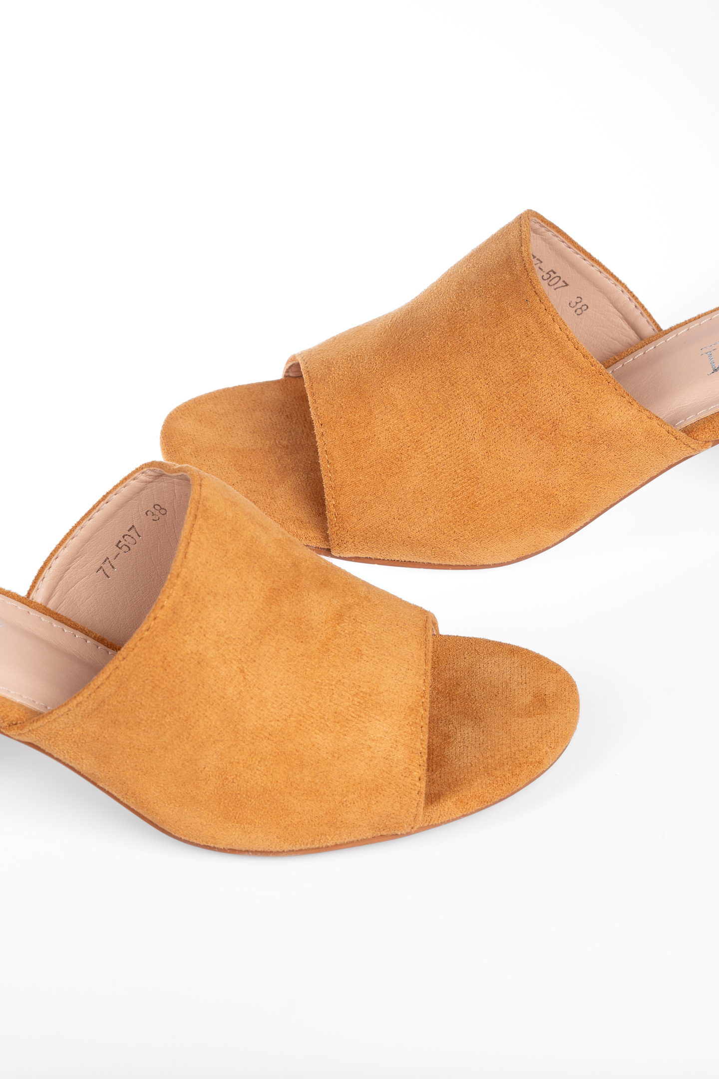 Suede mules με μεταλλική λεπτομέρεια στο τακούνι - Κάμελ φωτογραφία