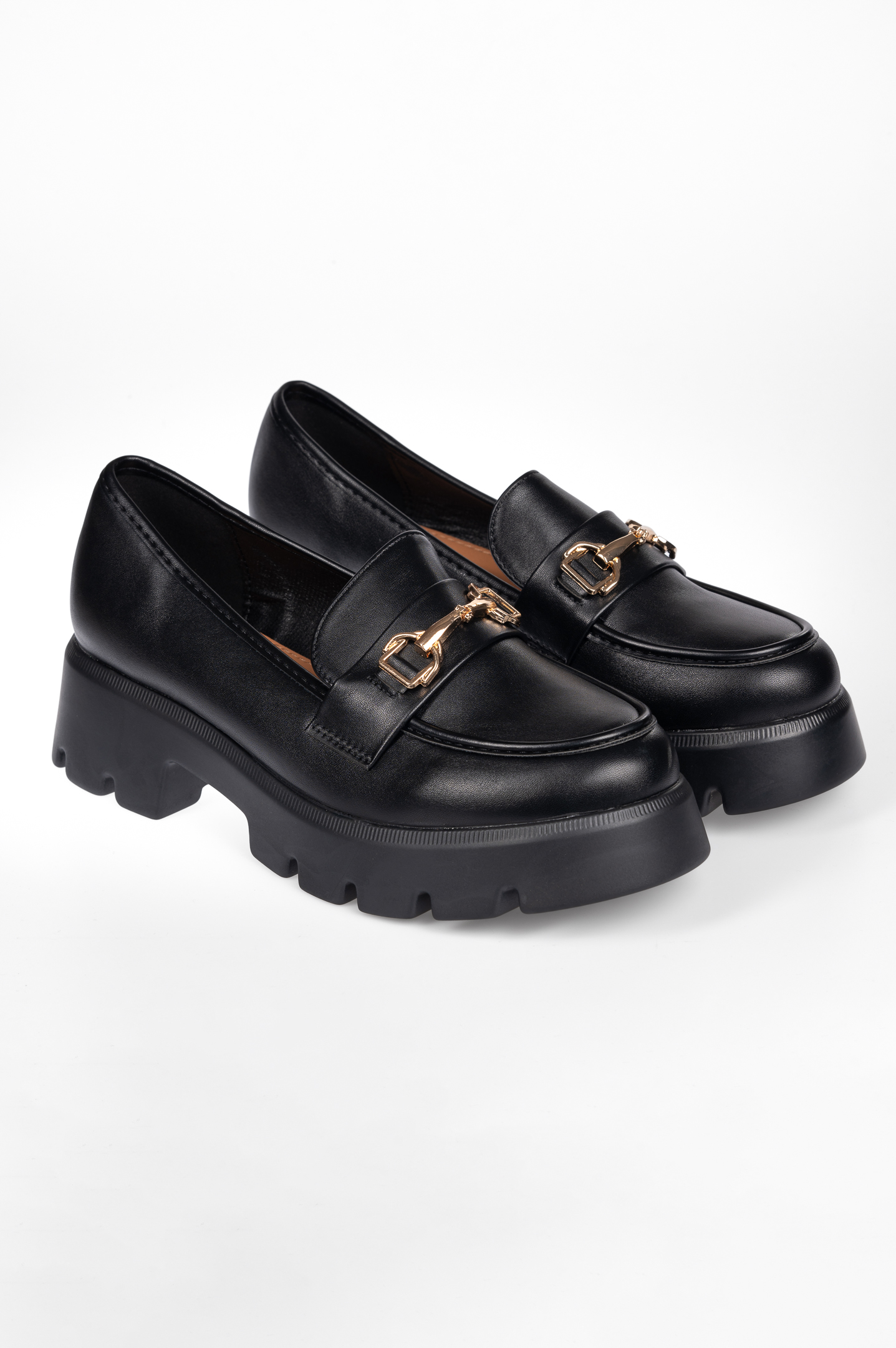Loafers με διακοσμητική αγκράφα - Μαύρο Παπούτσια > Loafers