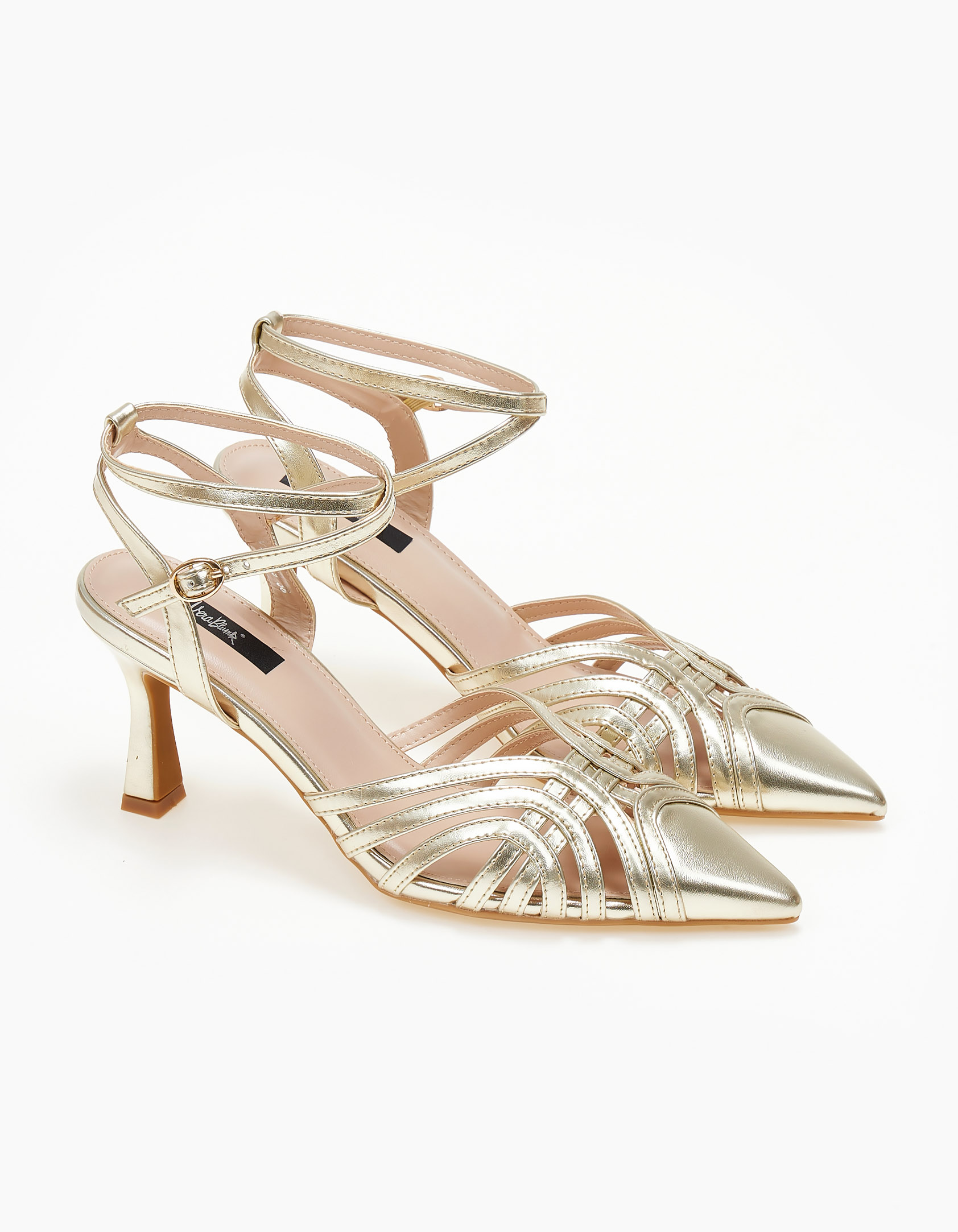 Μυτερές εξώφτερνες γόβες με λεπτό τακούνι και ανοίγματα - Χρυσό