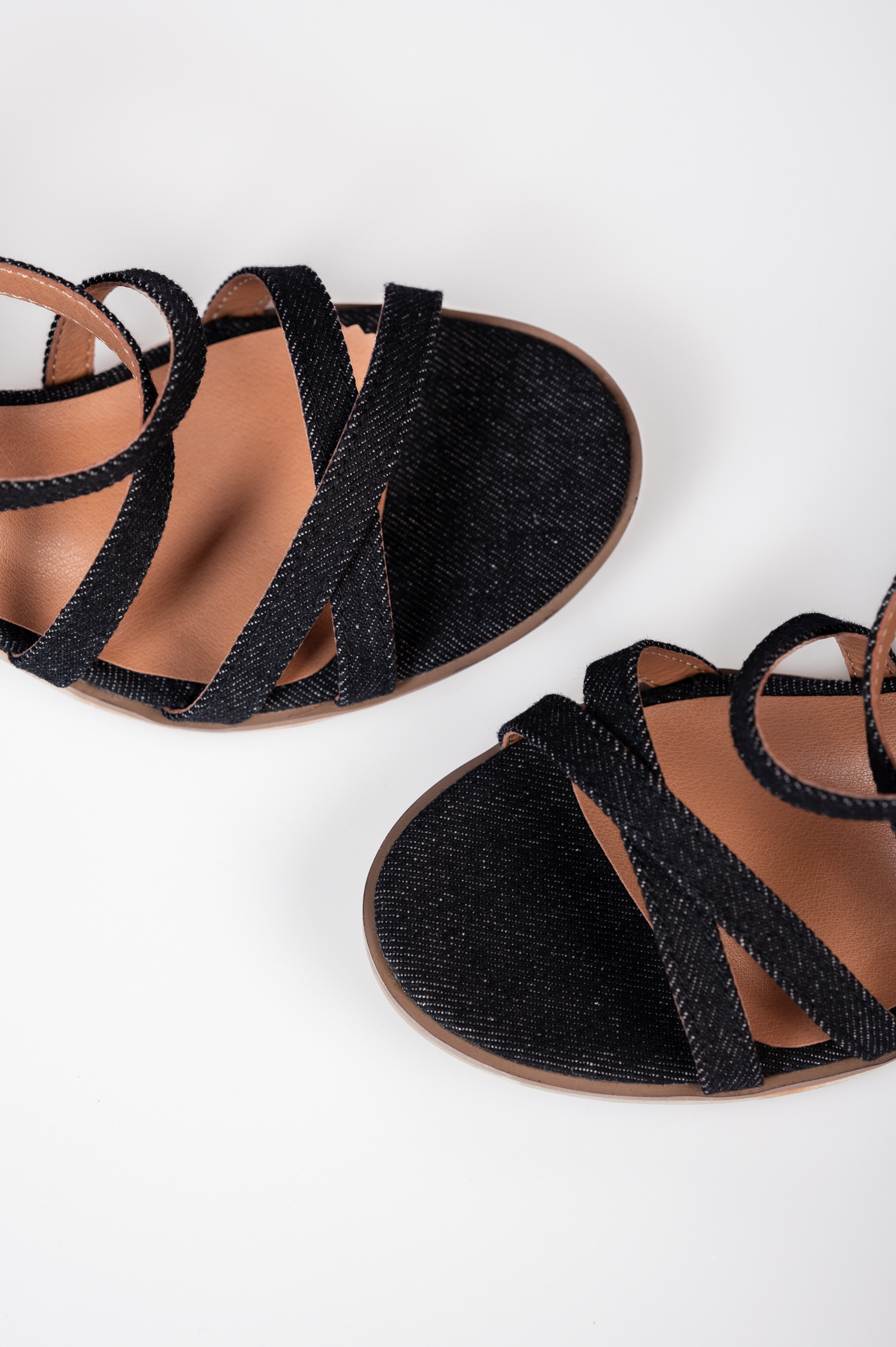 All day πέδιλα με χοντρό τακούνι - Μαύρο φωτογραφία