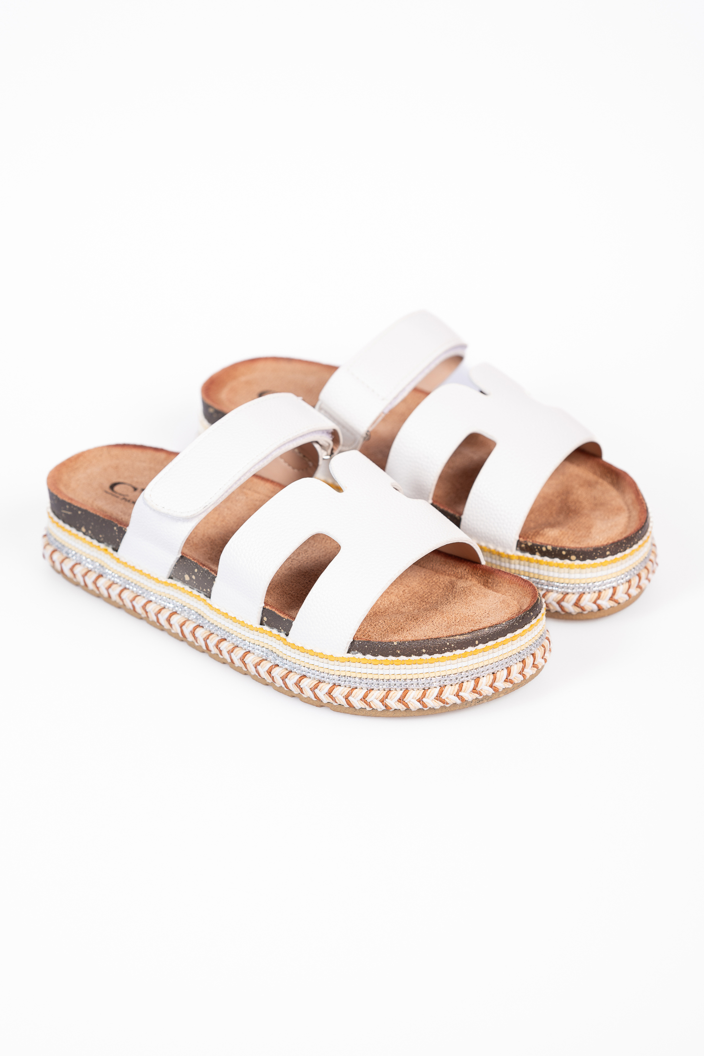 Σανδάλια flatform με boho διακόσμηση - Λευκό