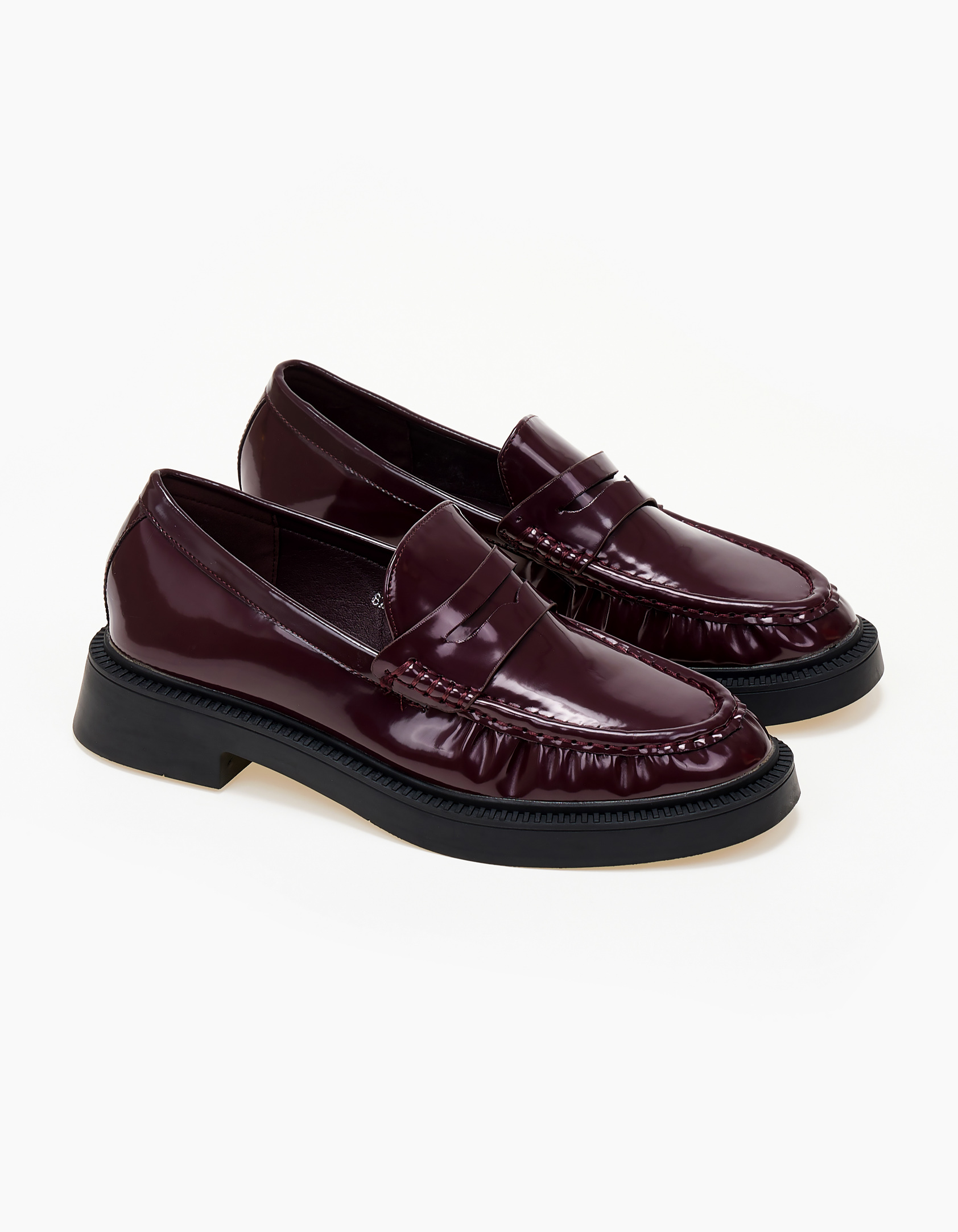 Loafers basic με εξώραφα - Μπορντώ