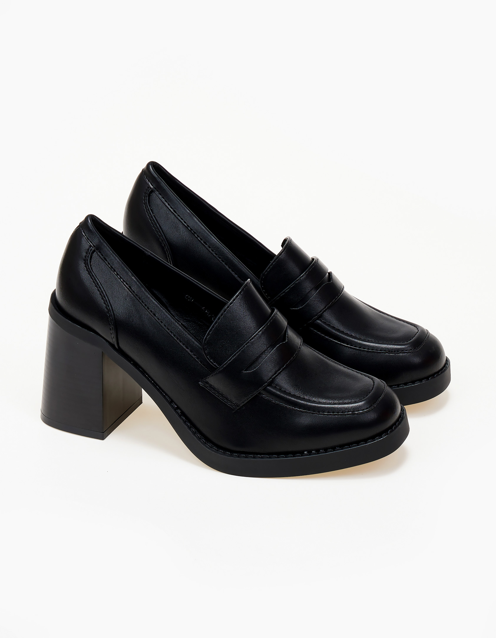 Loafers με ψηλό τακούνι - Μαύρο