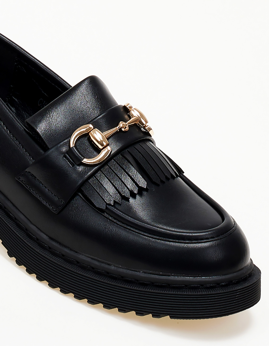 Loafers με κρόσια και αγκράφα - Μαύρο φωτογραφία