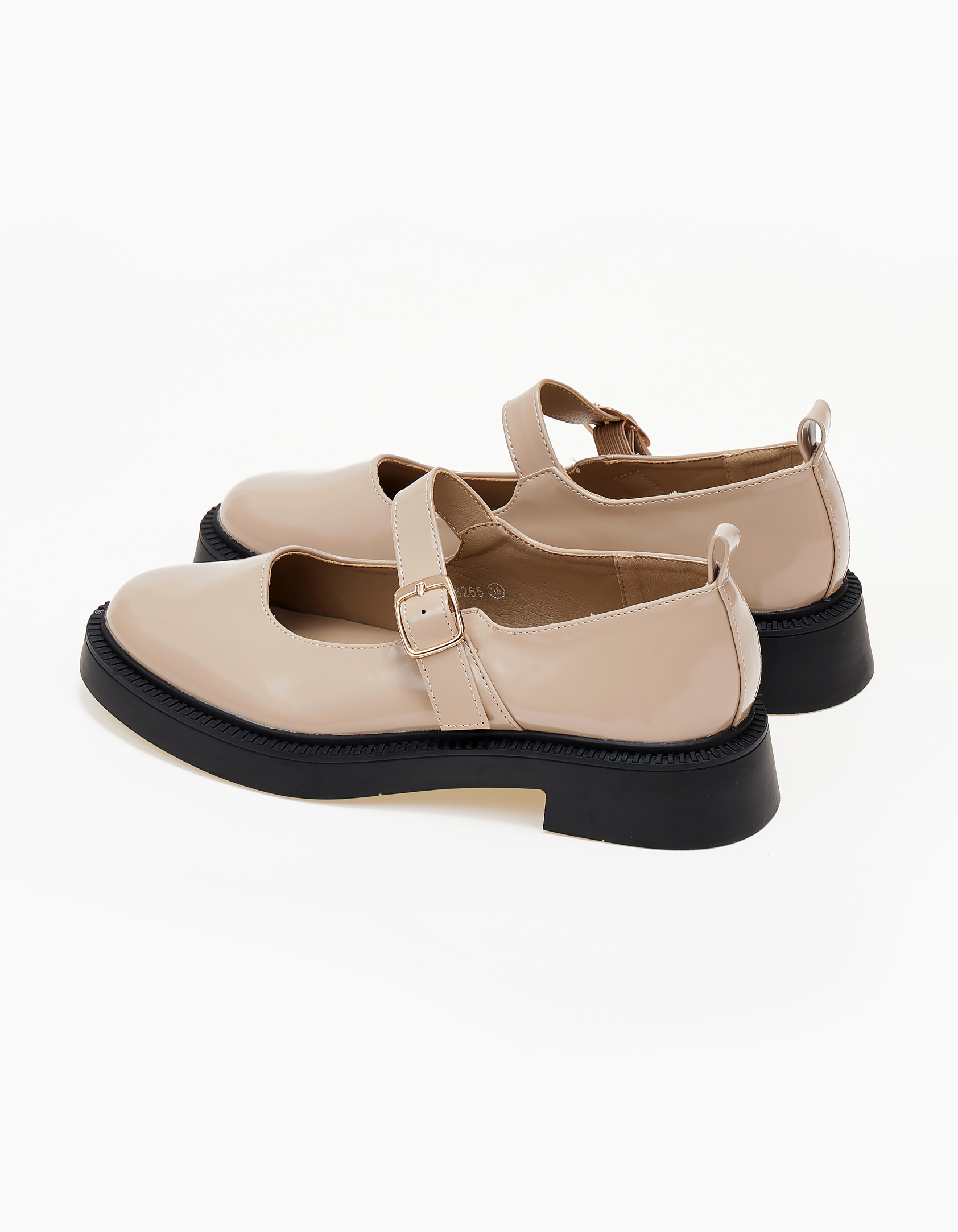 Loafers με μπαρέτα - Μπεζ φωτογραφία