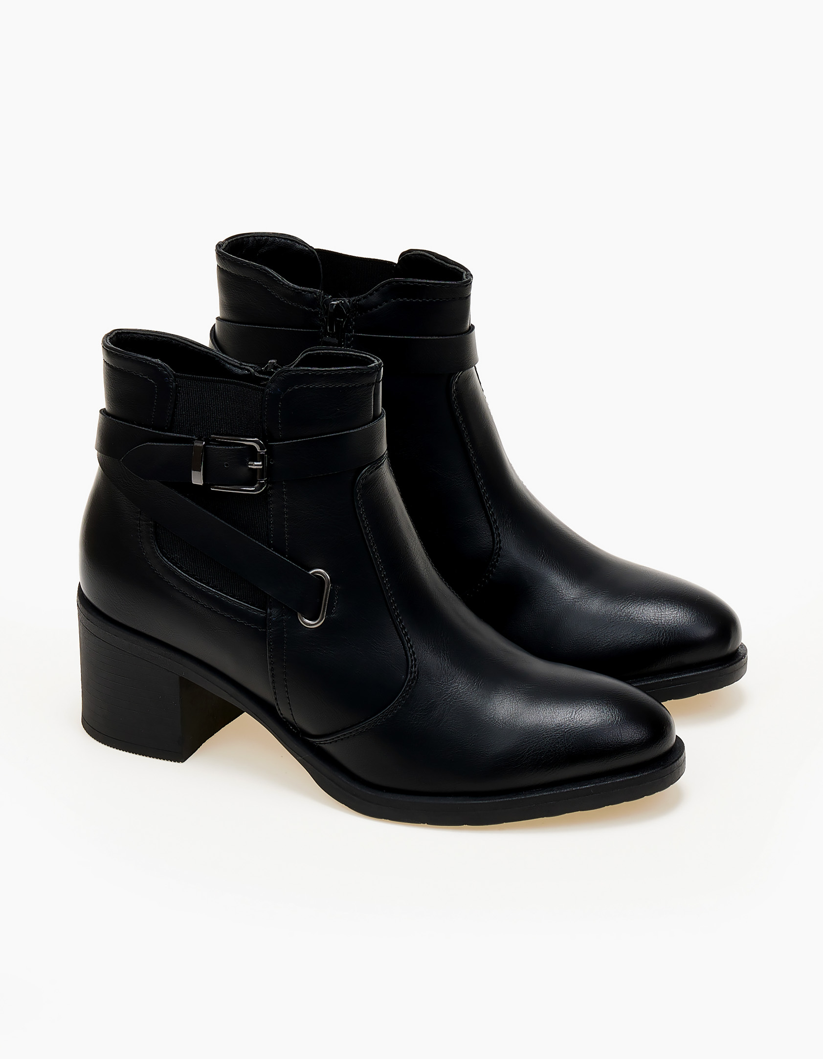 Ankle boots με χοντρό τακούνι - Μαύρο