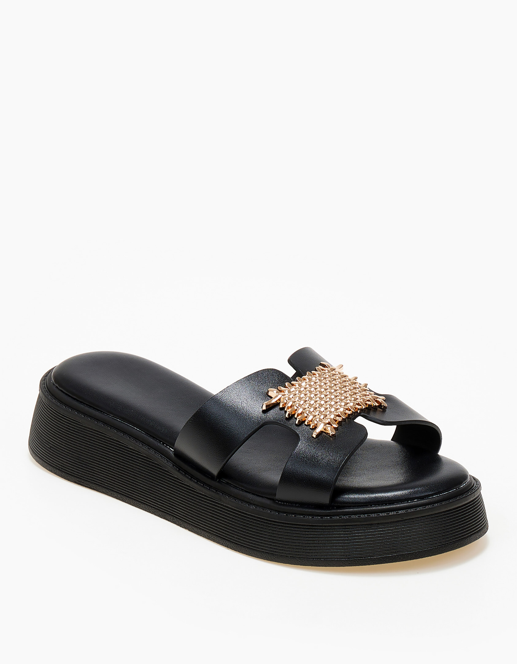 Σανδάλια flatform με μεταλλική λεπτομέρεια - Μαύρο