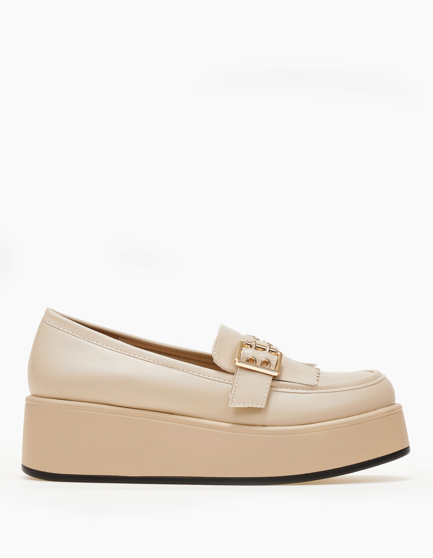 Γυναικεία loafers με πλατφόρμα και τρουκς - Μπεζ φωτογραφία