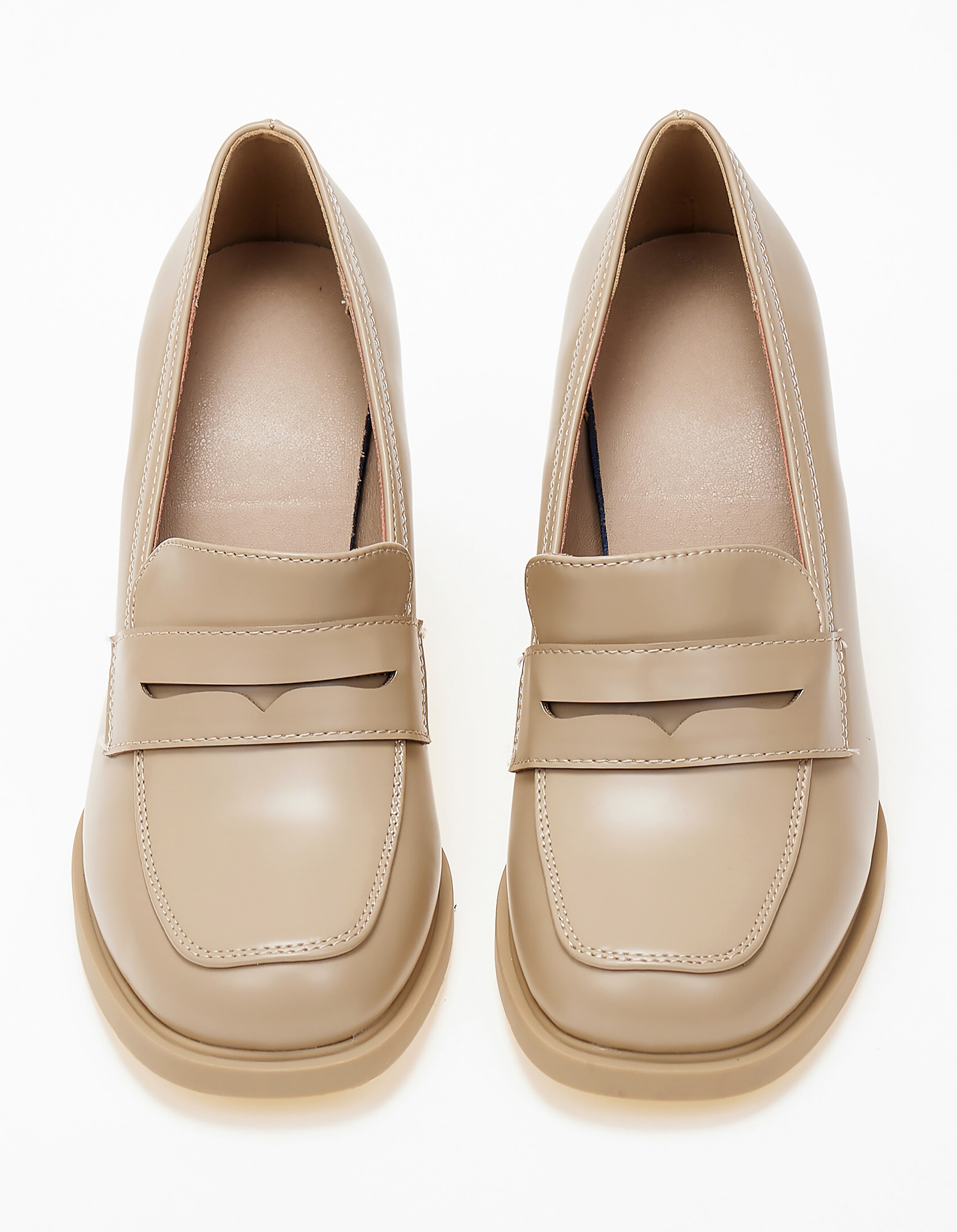 Γυναικεία loafers με ψηλό τακούνι - Μπεζ φωτογραφία