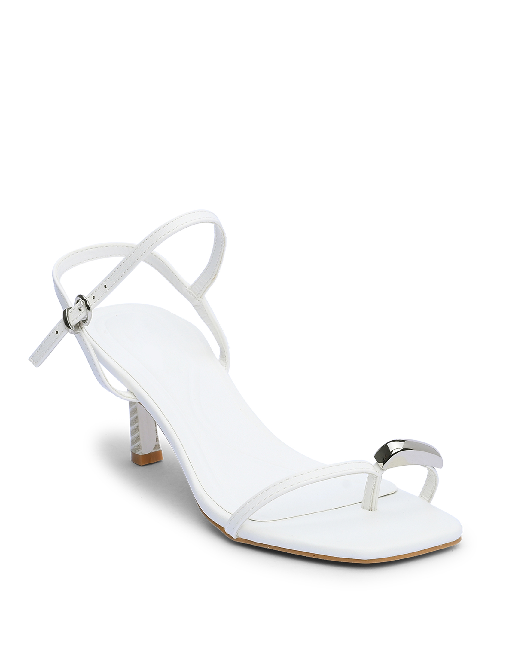 Γυναικεία πέδιλα με λεπτό τακούνι και toe ring - Λευκό