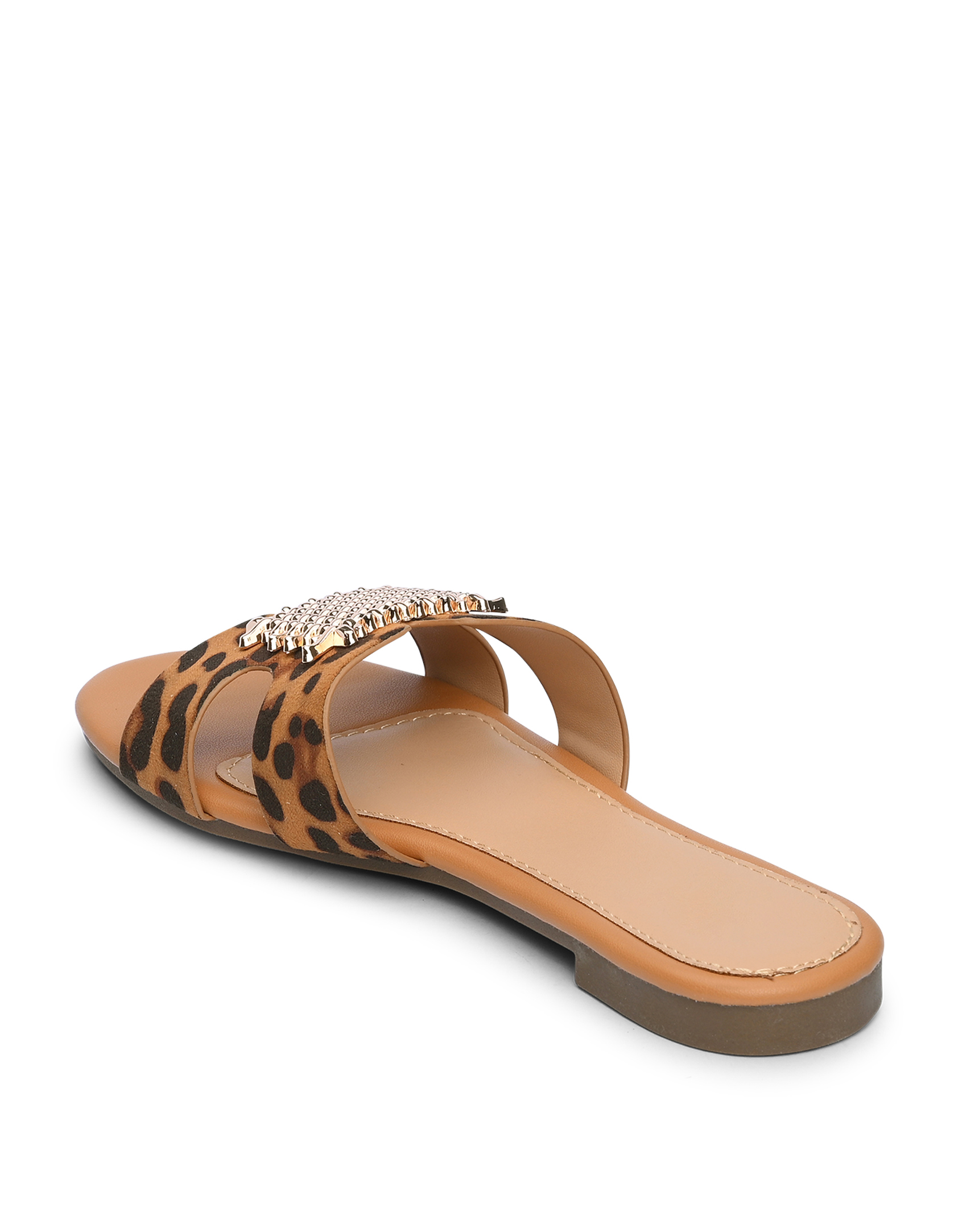 Φλατ mules με μεταλλική λεπτομέρεια - Λεοπάρ φωτογραφία