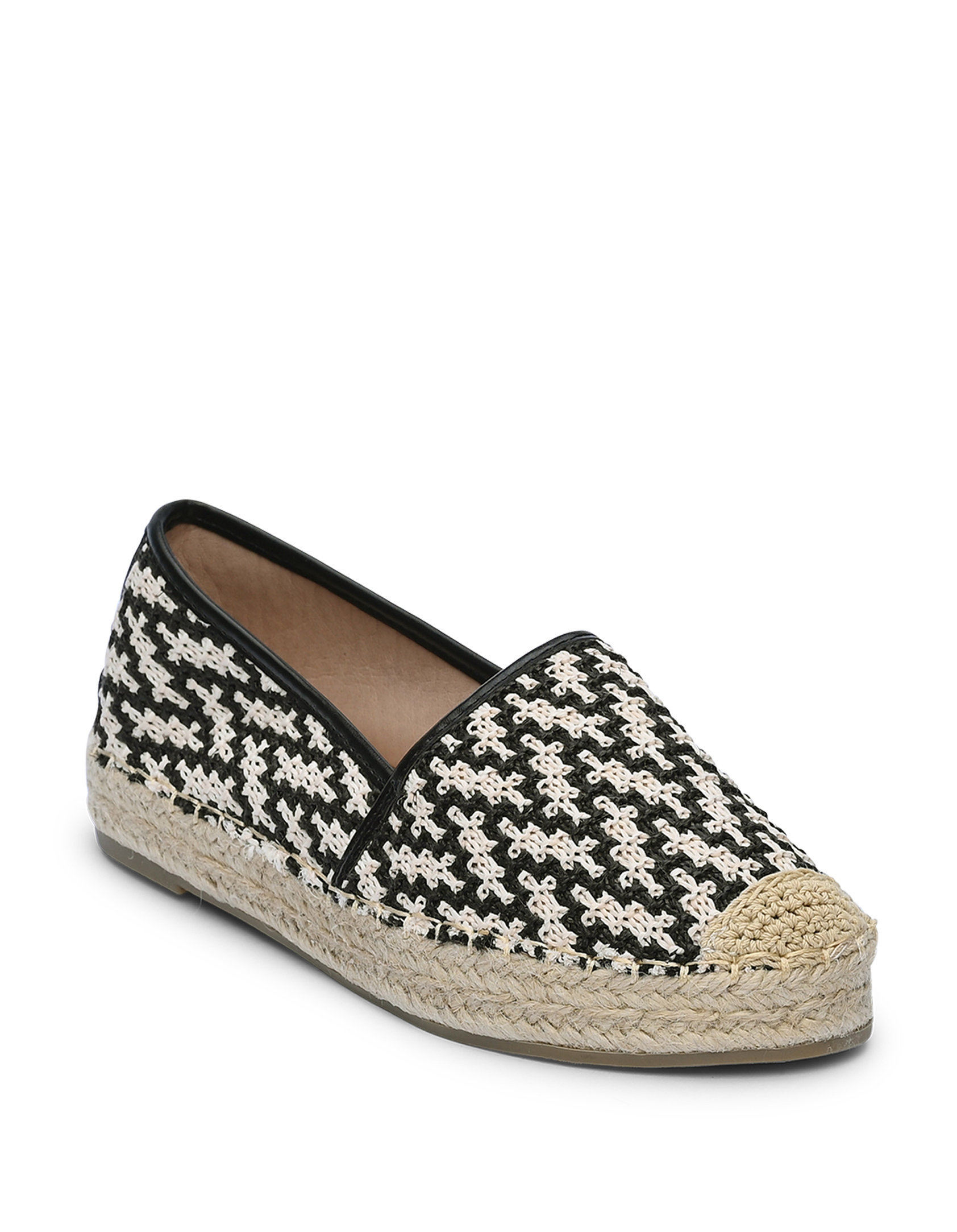 Γυναικείες κλειστές εσπαντρίγιες με πλεκτό σχέδιο - Μαύρο φωτογραφία