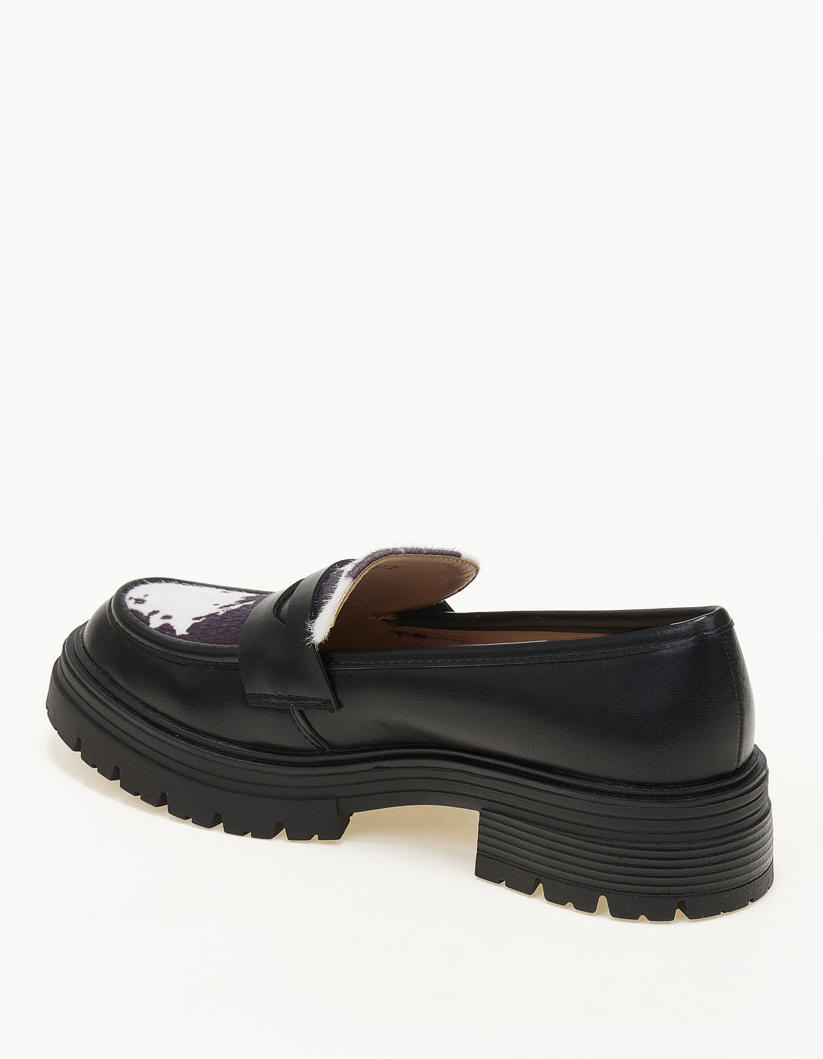 Loafers με λεπτομέρια cow - Μαύρο φωτογραφία