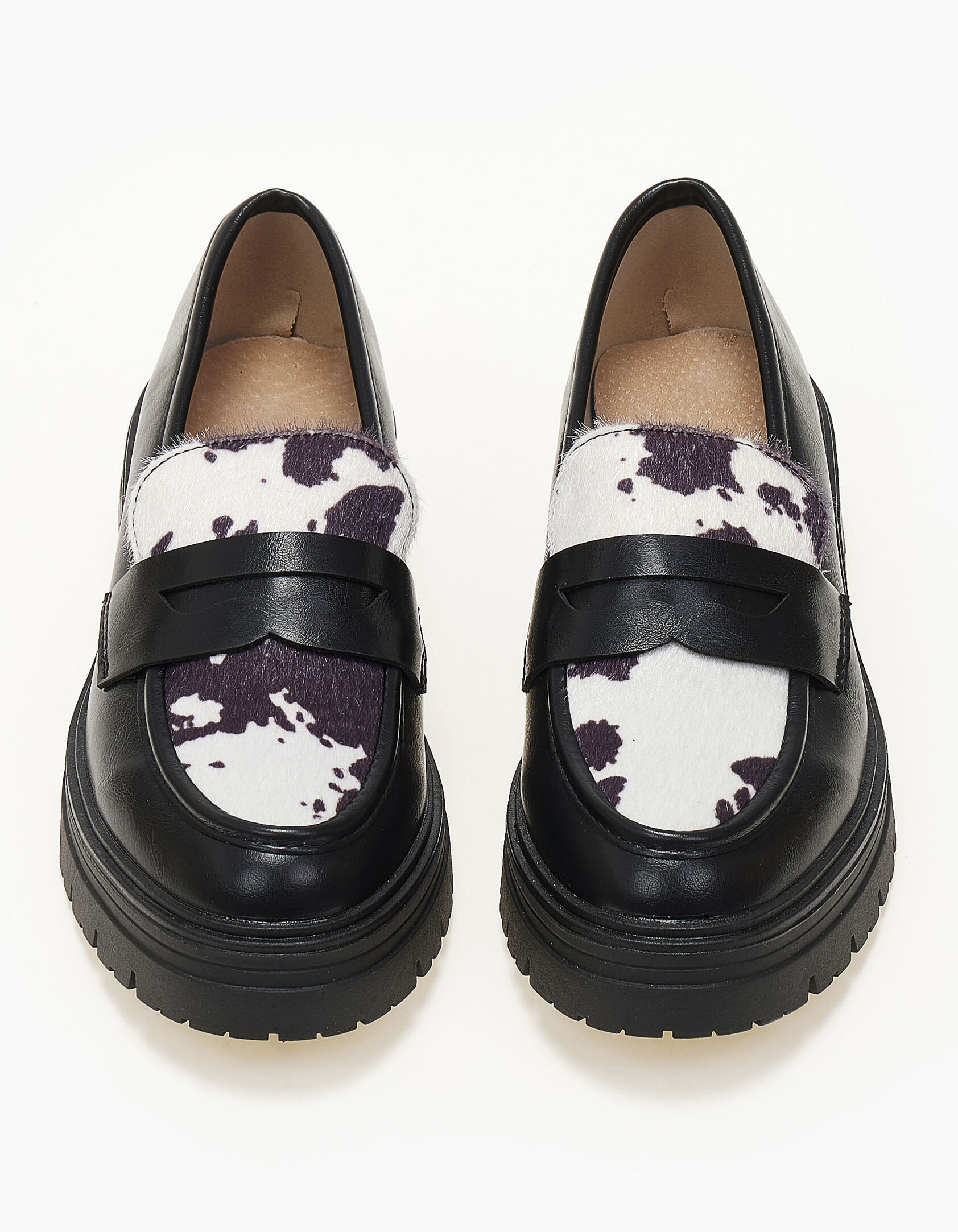 Loafers με λεπτομέρια cow - Μαύρο φωτογραφία