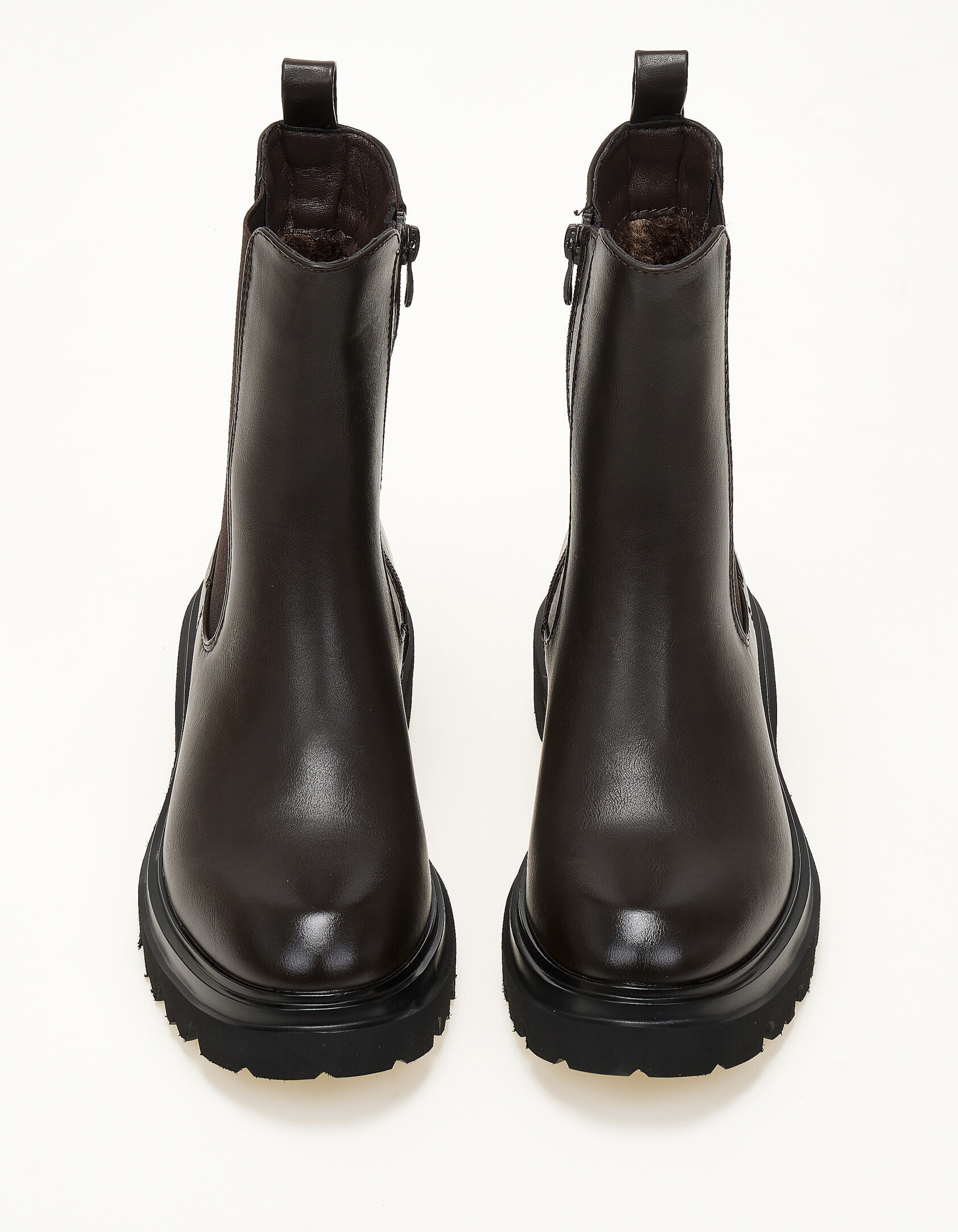 Μποτάκια chelsea με τρακτερωτή σόλα - Καφέ φωτογραφία