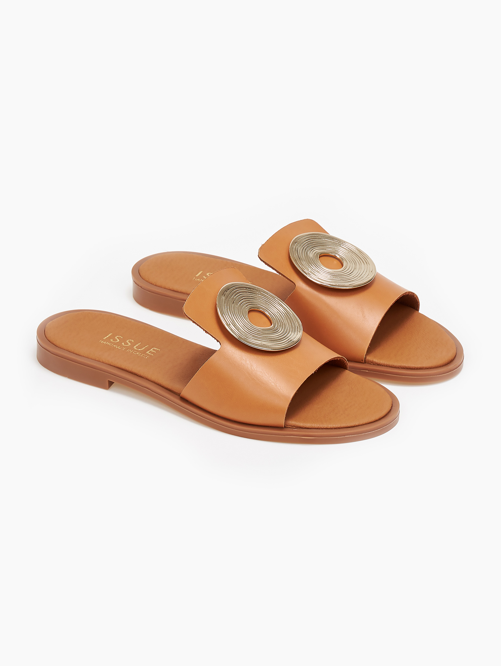 Σανδάλια με διακοσμητική αγκράφα ελληνικής κατασκευής - Κάμελ