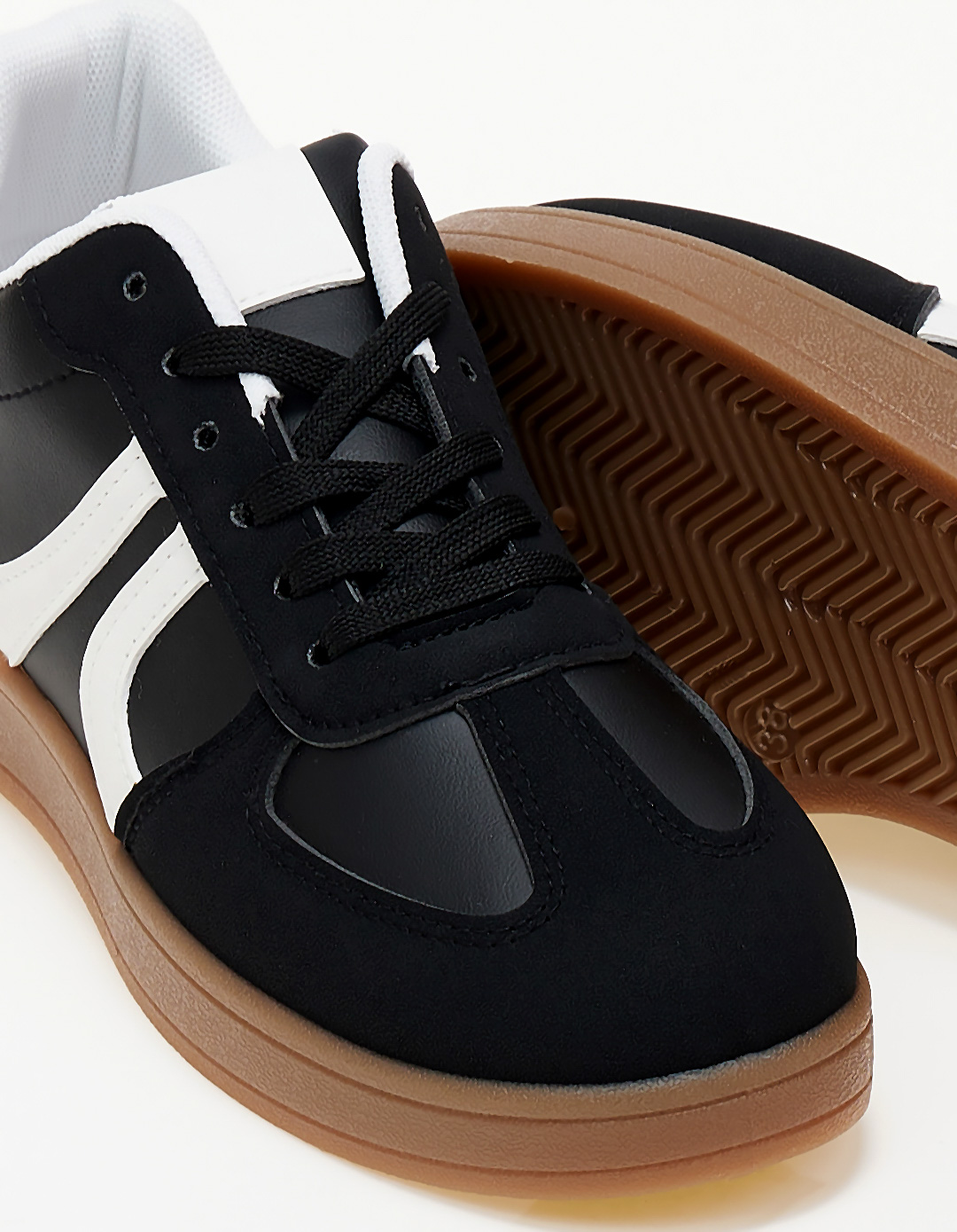 Γυναικεία χαμηλά sneakers - Μαύρο φωτογραφία