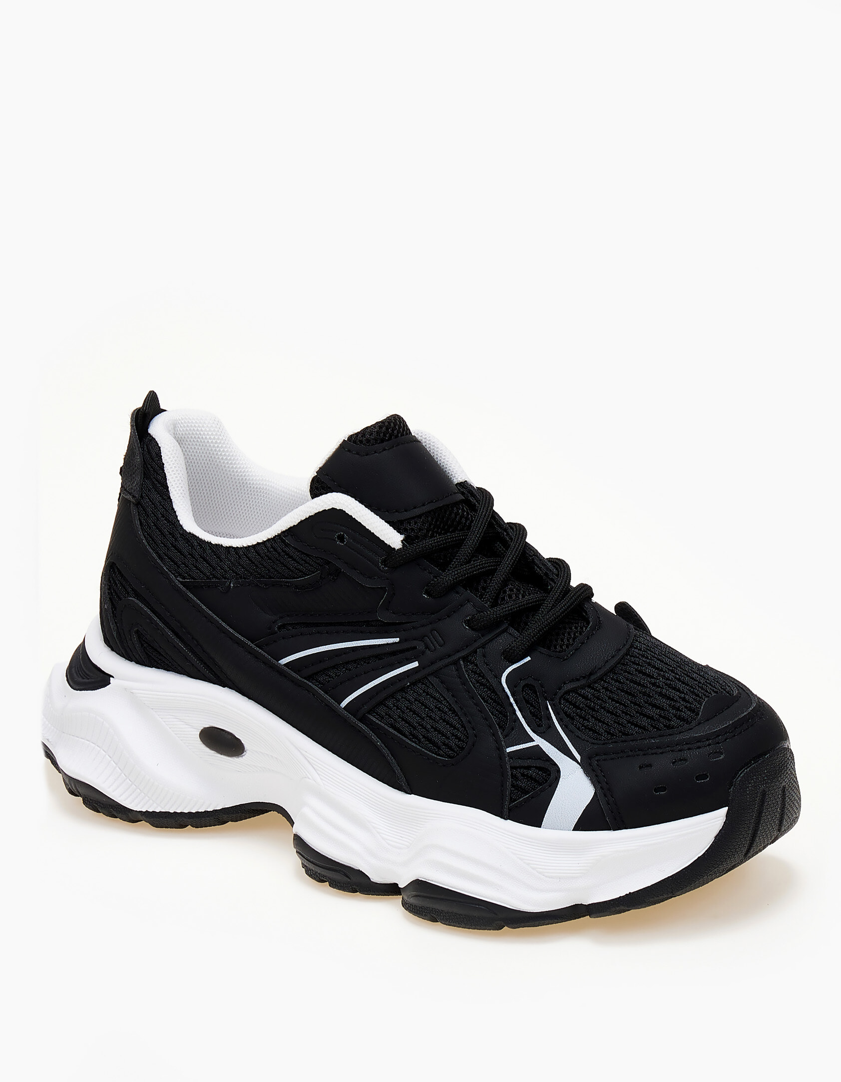 Γυναικεία sneakers chunky με ιδιαίτερη σόλα - Μαύρο φωτογραφία