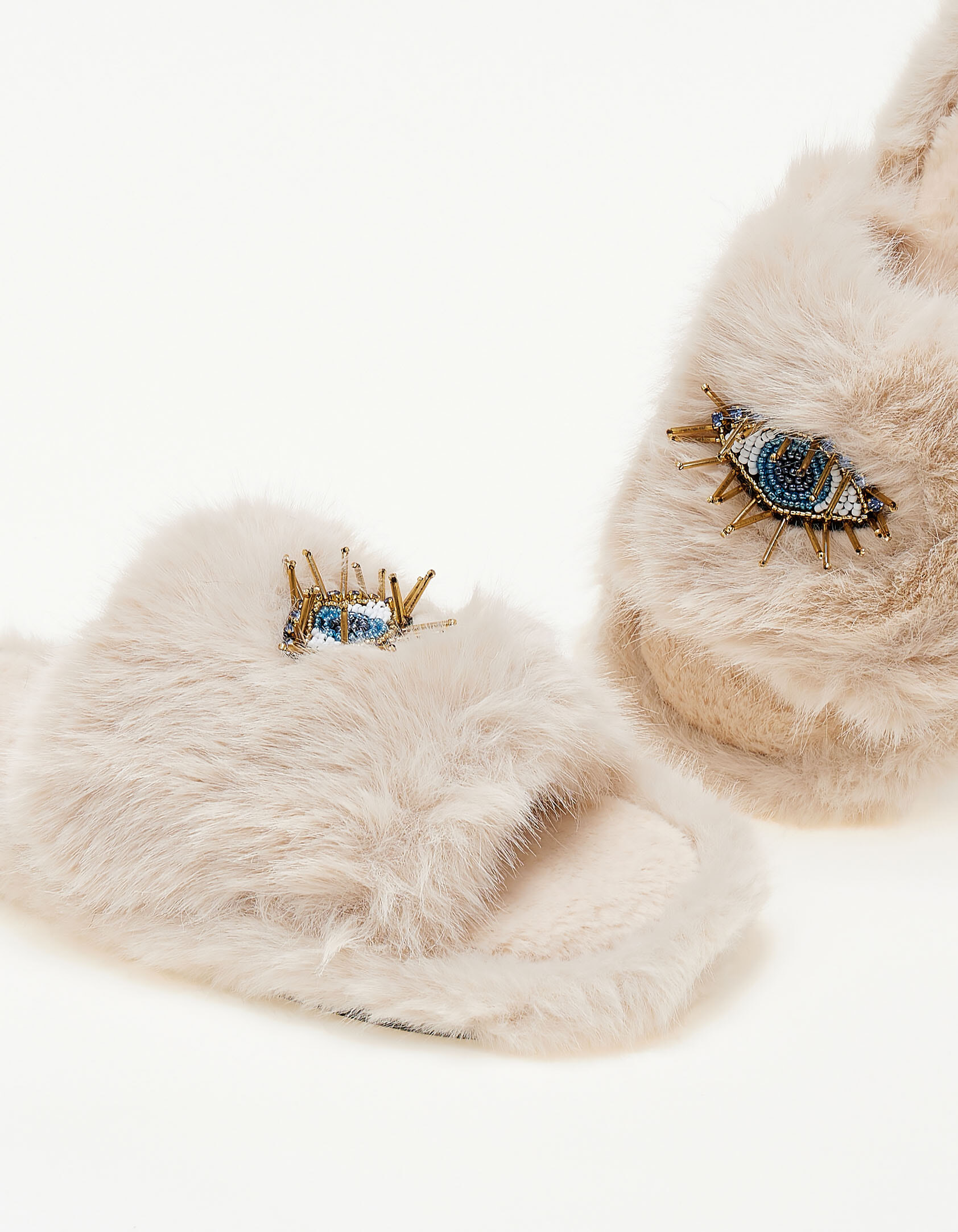 Γυναικείες παντόφλες - Μπεζ φωτογραφία