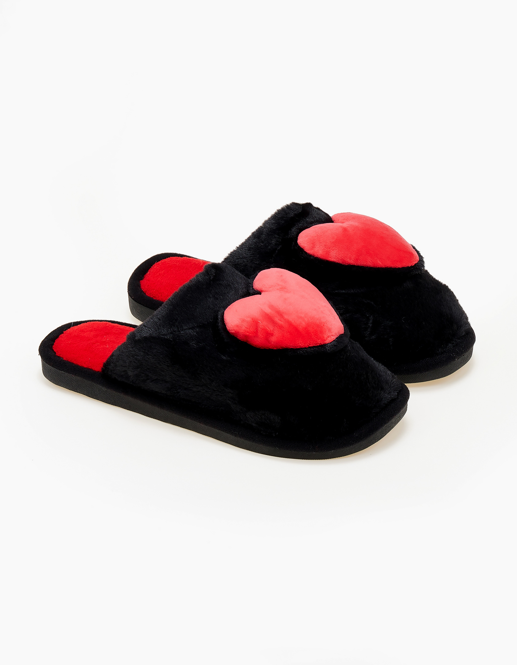 Γυναικείες παντόφλες καρδιά - Μαύρο