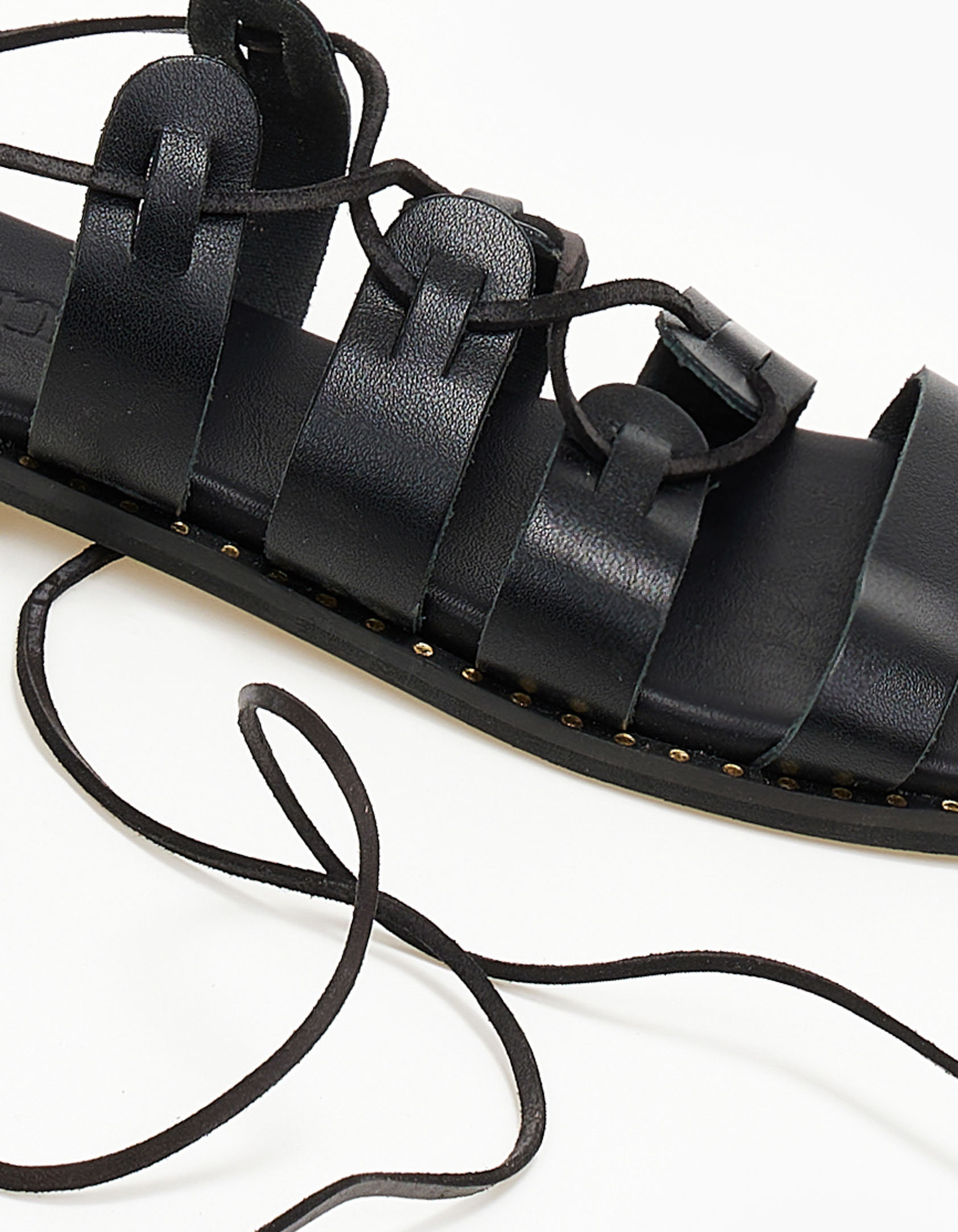 Lace up δερμάτινα σανδάλια με toe ring - Μαύρο φωτογραφία