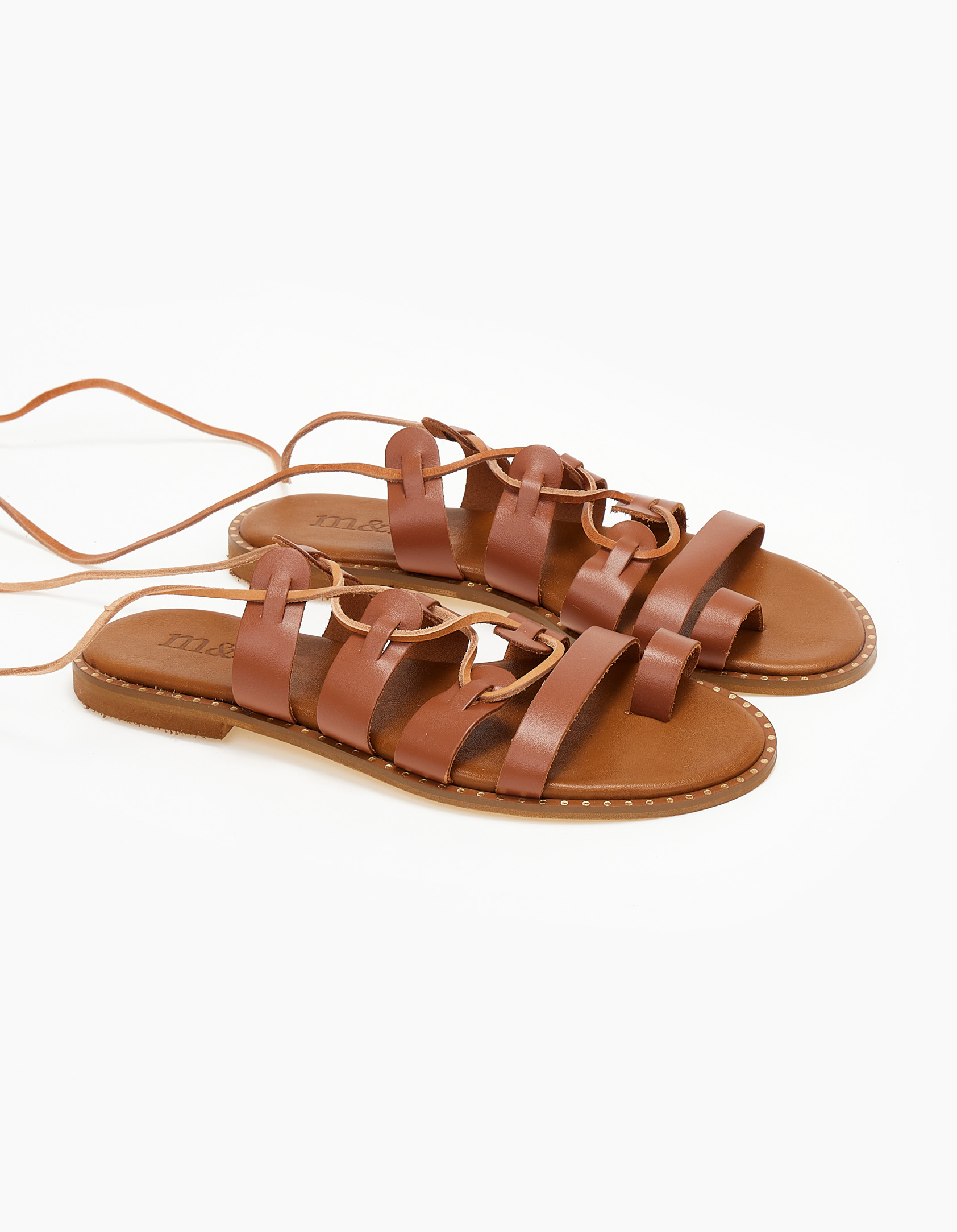 Lace up δερμάτινα σανδάλια με toe ring - Ταμπά