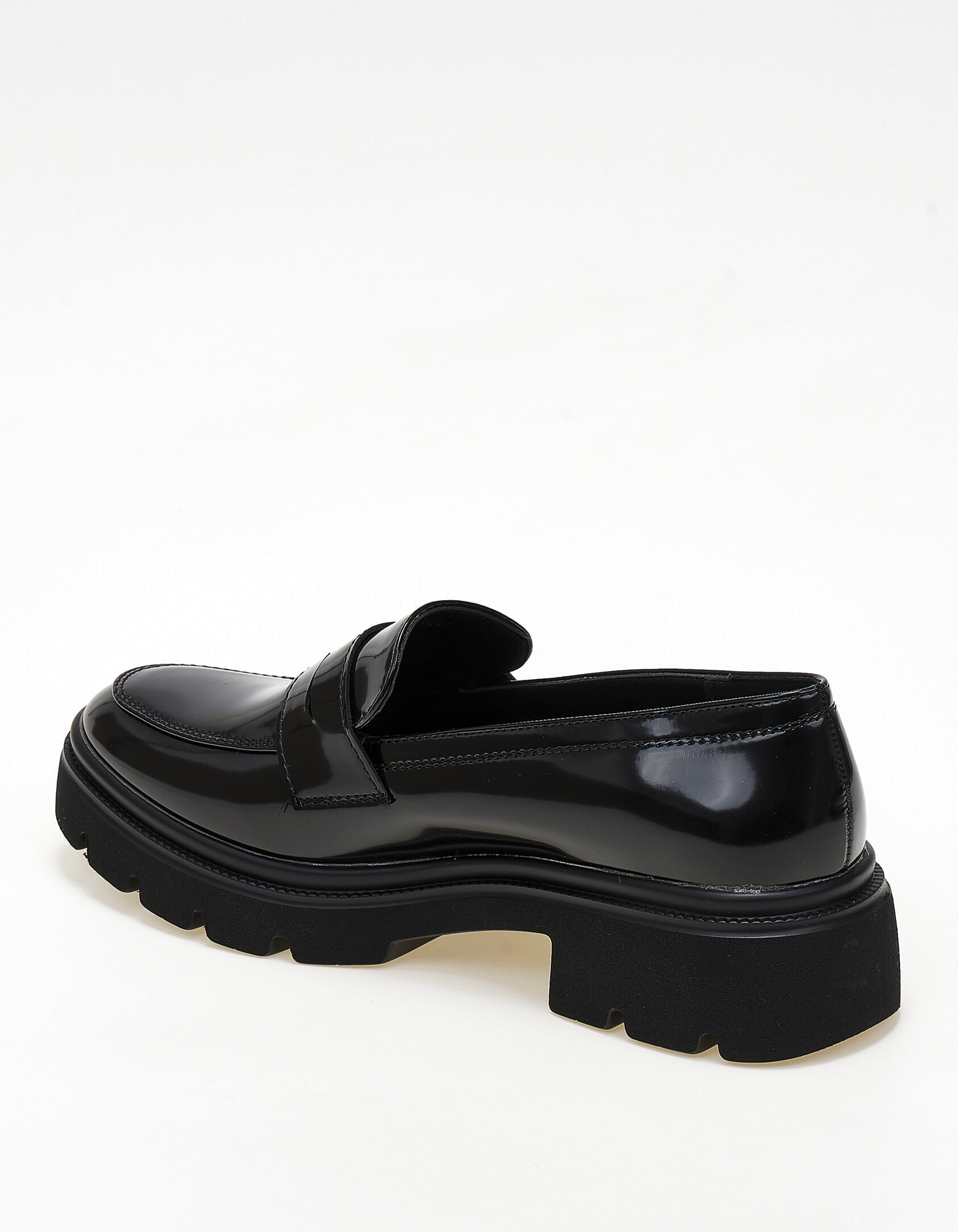 Loafers λουστρίνι με τρακτερωτή σόλα - Μαύρο φωτογραφία