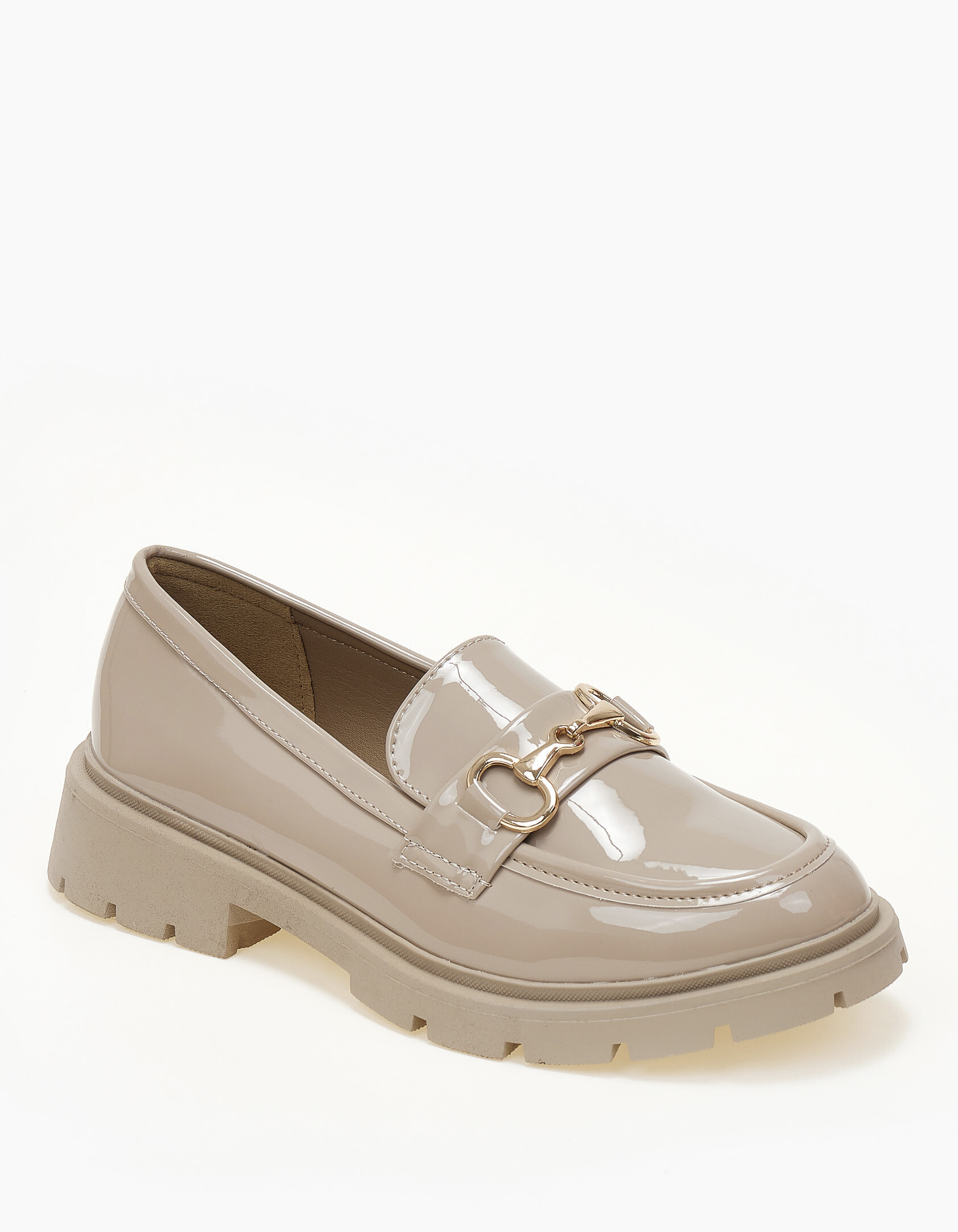Loafers με τρακτερωτή σόλα και μεταλλική λεπτομέρεια - Μπεζ