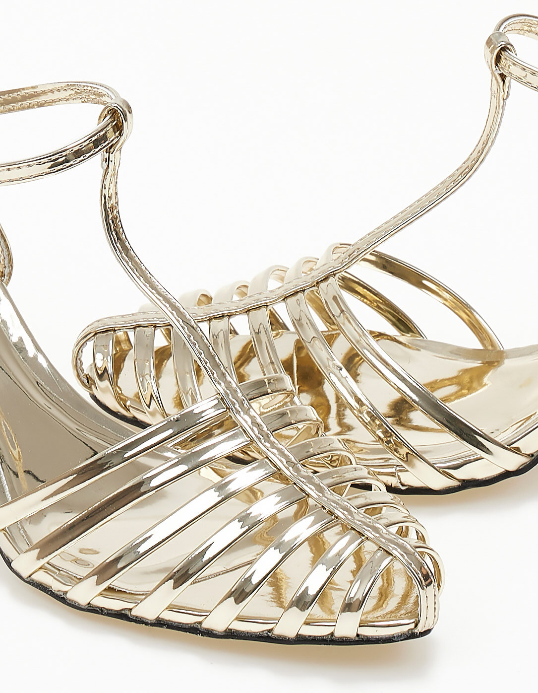 Open heel γόβες με πολλαπλά λουράκια και λεπτό τακούνι - Χρυσό φωτογραφία