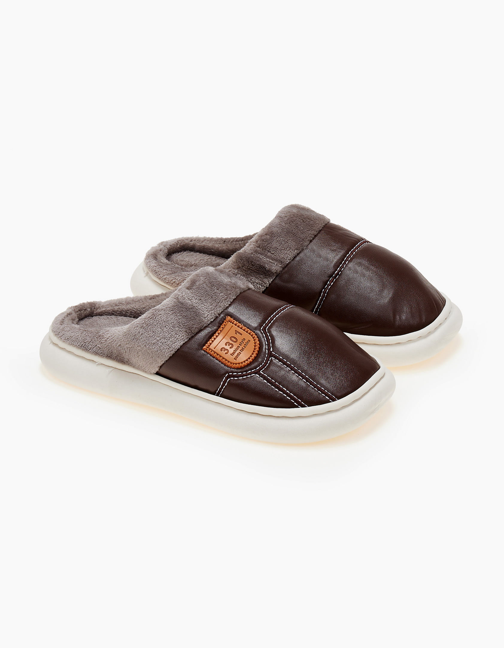 Παντόφλες δερματίνη - Καφέ