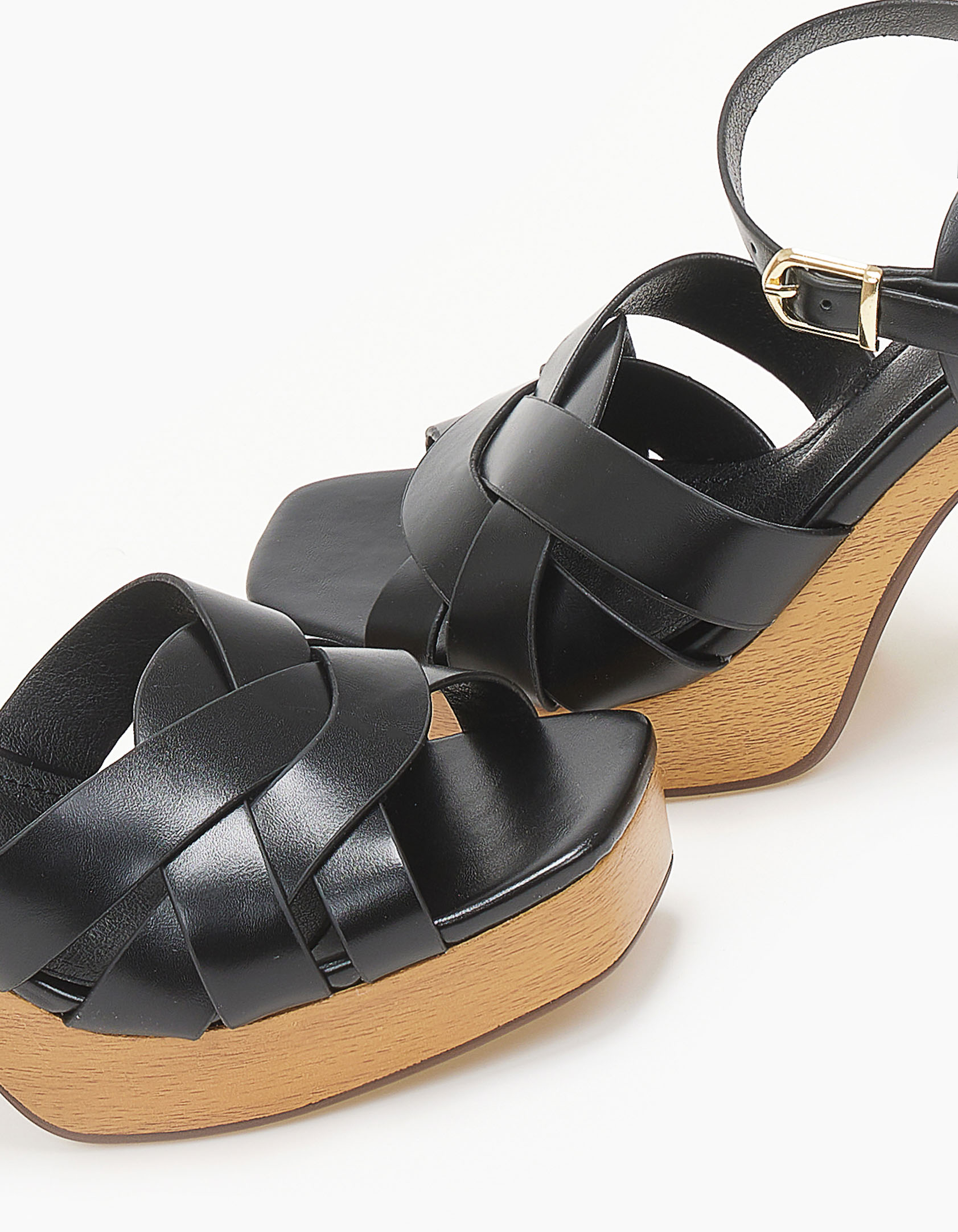 Πέδιλα με χοντρό τακούνι και φιάπα - Μαύρο φωτογραφία