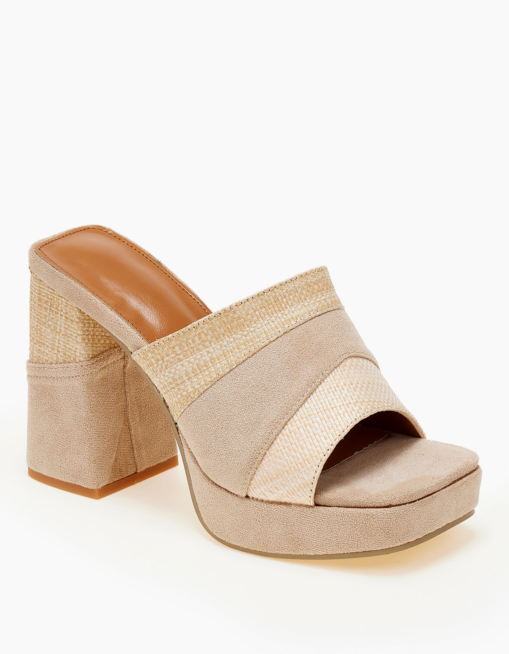 Ψηλά τσόκαρα με χοντρό τακούνι - Μπεζ φωτογραφία