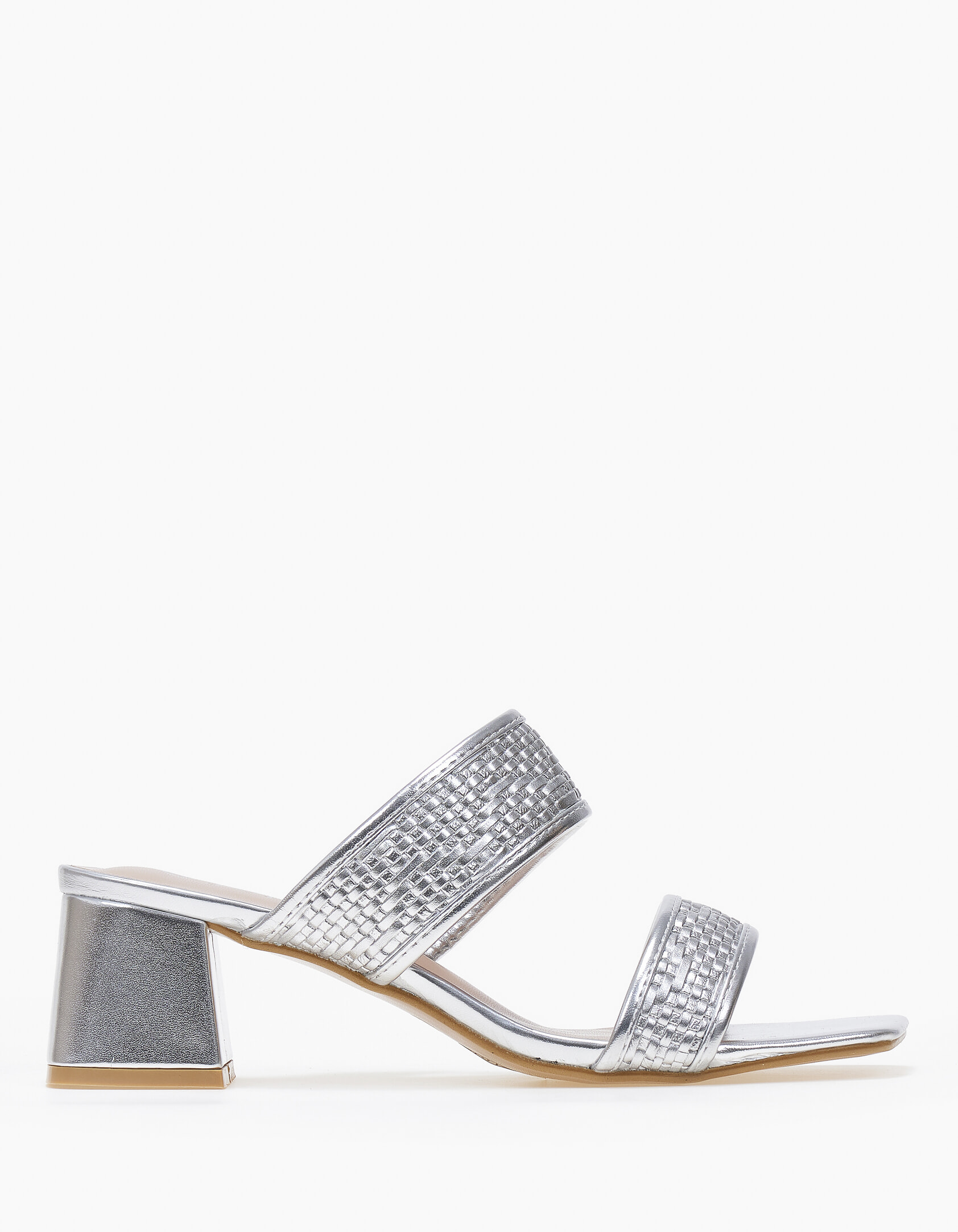 Χαμηλά mules με χοντρό τακούνι και σχέδιο ψάθας - Ασημί
