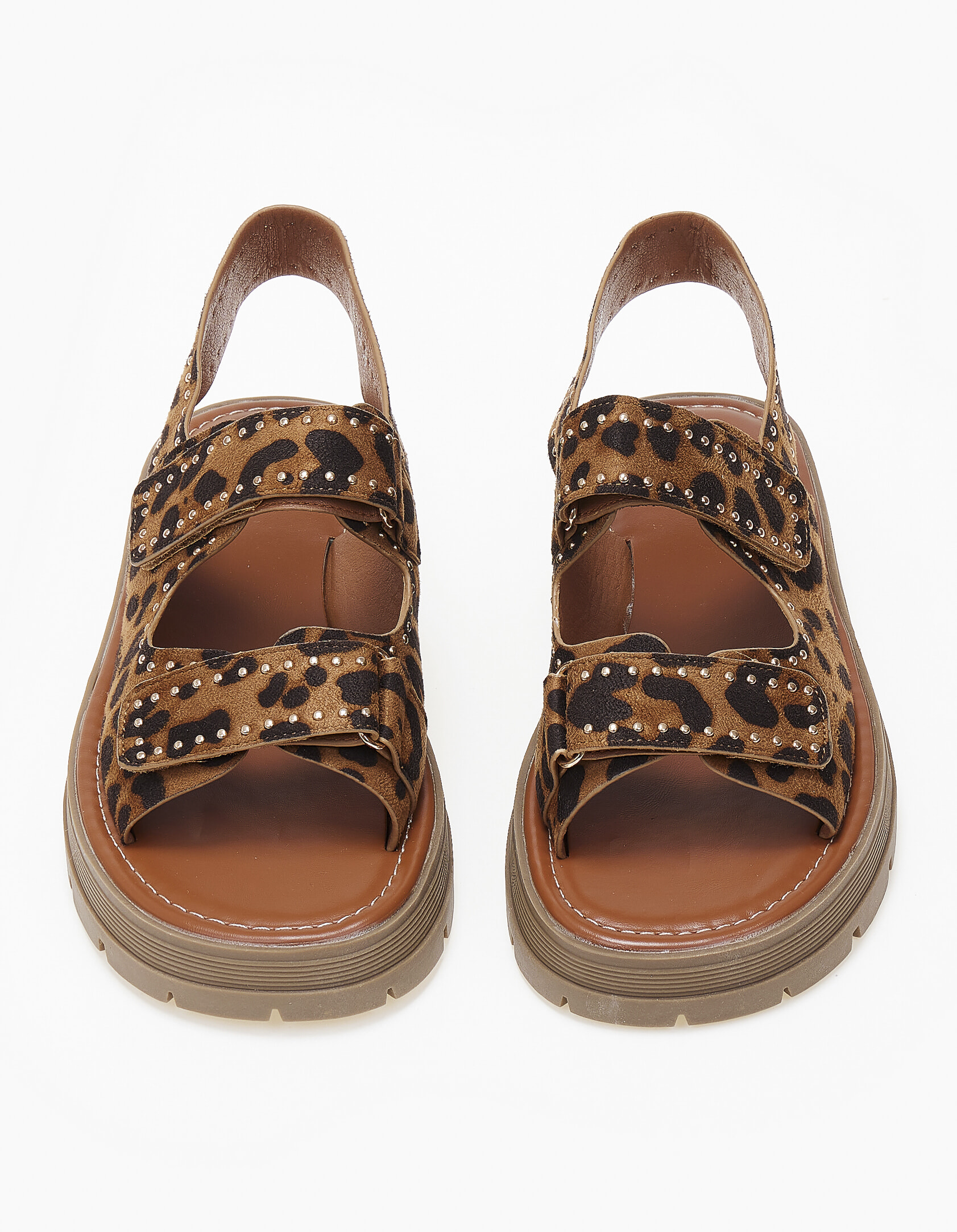 Σανδάλια flatform με τρουκς και τρακτερωτή σόλα - Λεοπάρ φωτογραφία