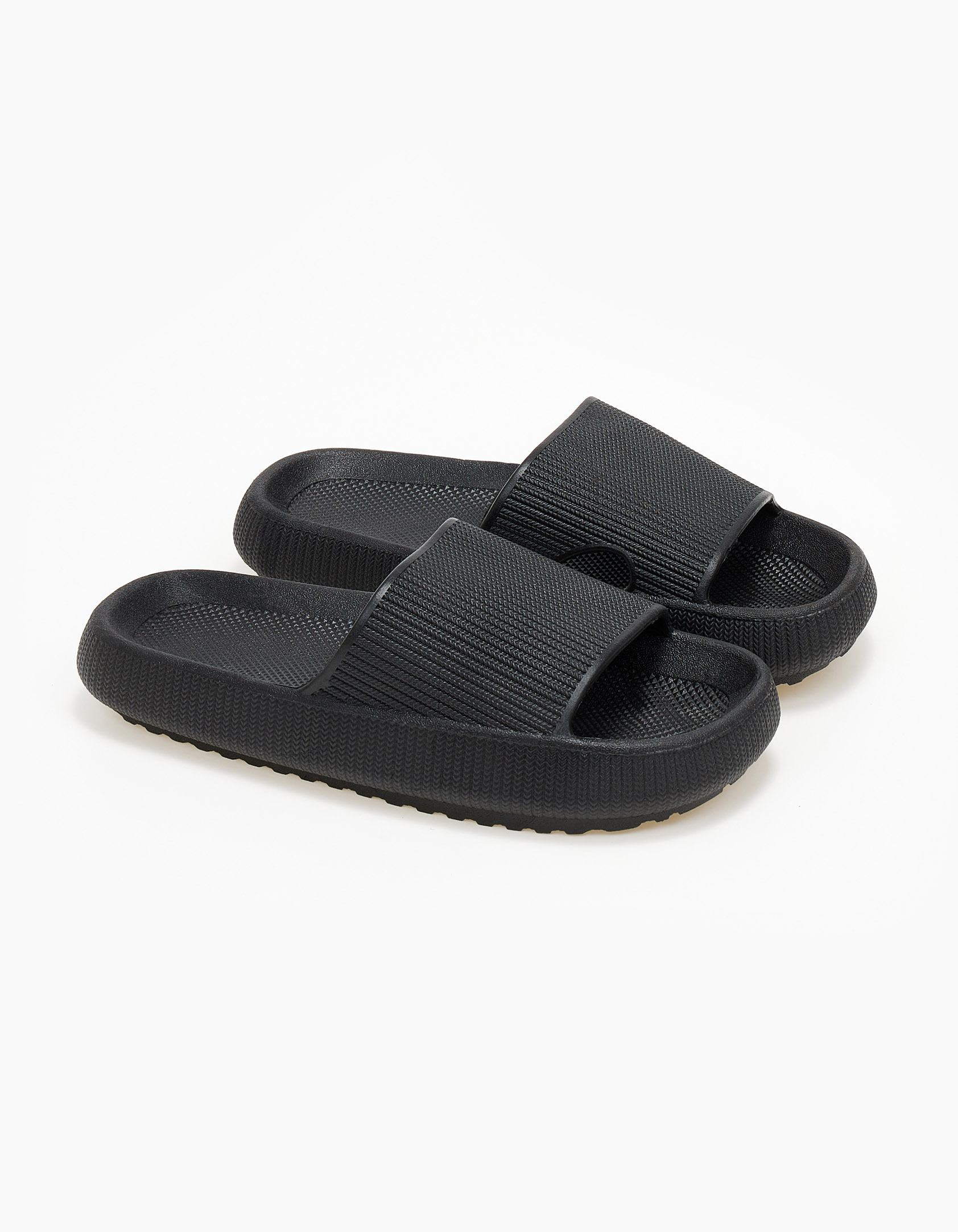 Γυναικεία slides με χοντρή φάσα - Μαύρο