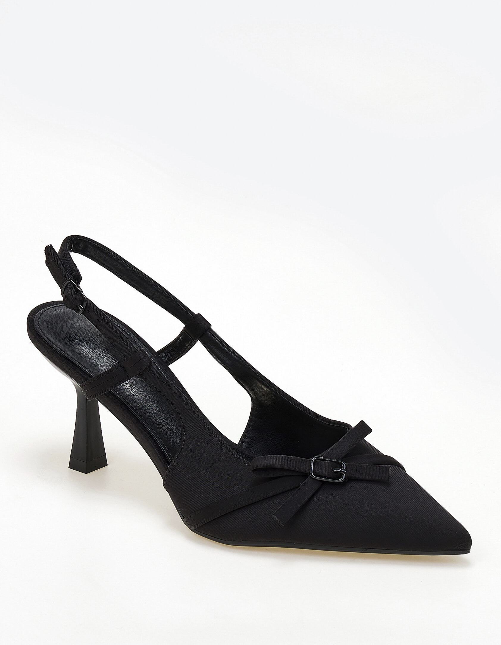 Issue Slingback σατέν γόβες με διακοσμητικά λουράκια - Μαύρο