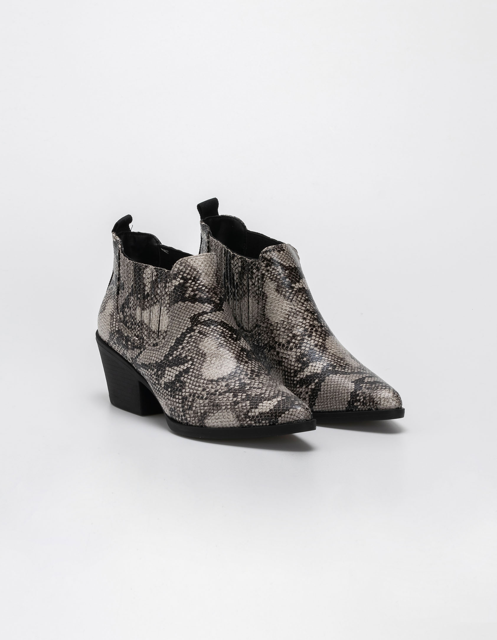 Snake skin ankle boots - Snake Παπούτσια > Μποτάκια