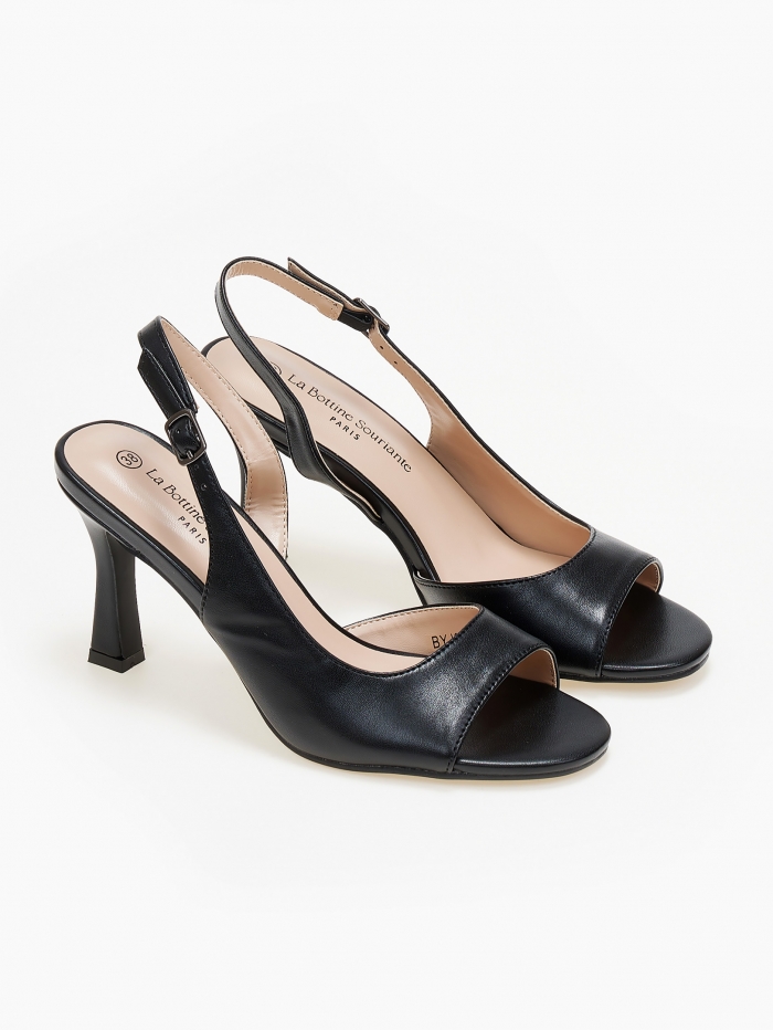 Πέδιλα με λεπτό τακούνι