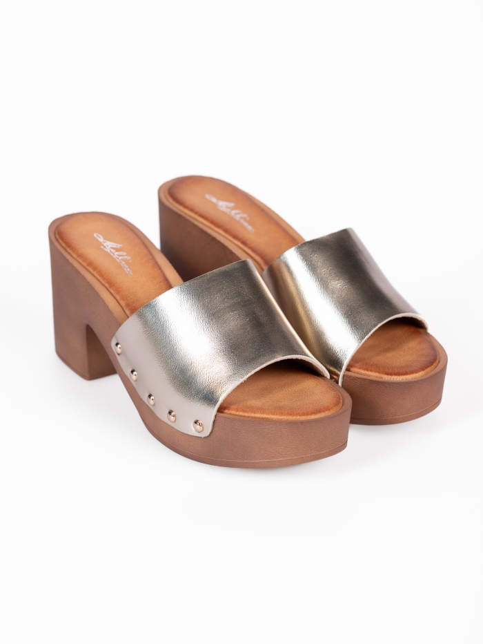 Ανοιχτά clogs με φάσα