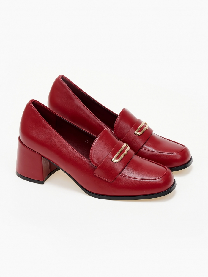 Γόβες σε στυλ loafers