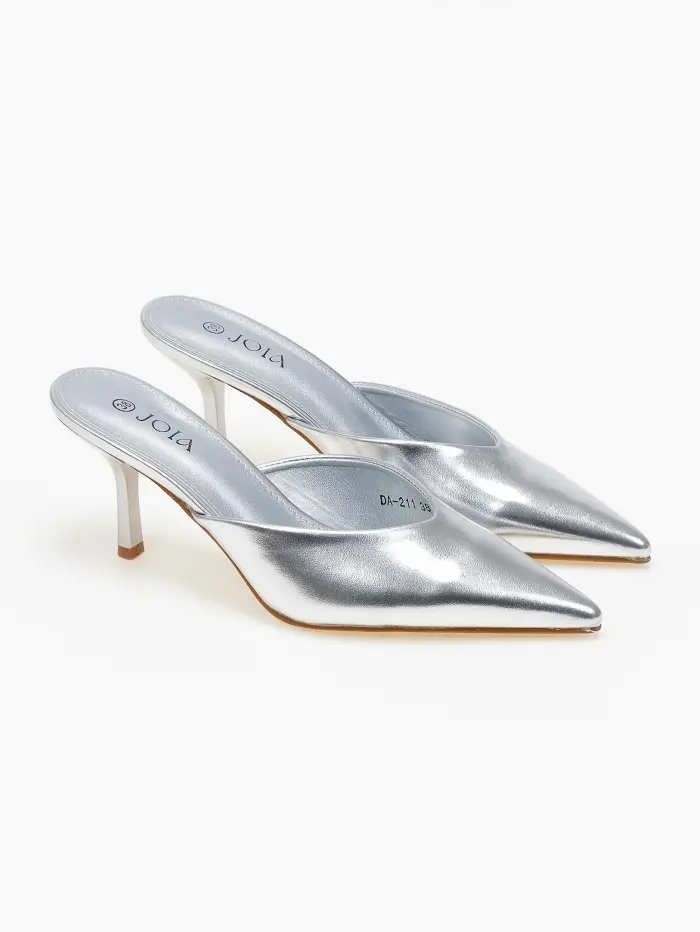 Mules μυτερά με λεπτό τακούνι