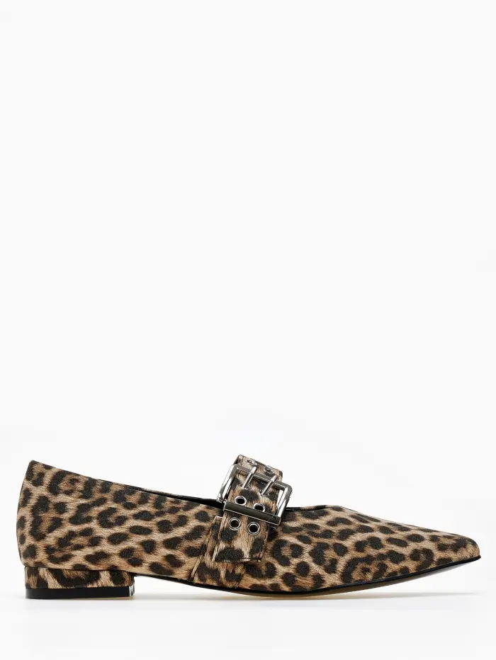 Ballet shoes μυτερά και μεταλλικές λεπτομέρειες