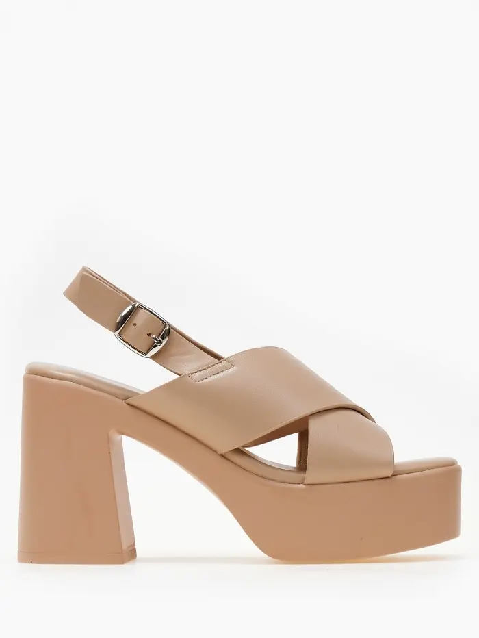 Πέδιλα χιαστί με φιάπα και χοντρό τακούνι