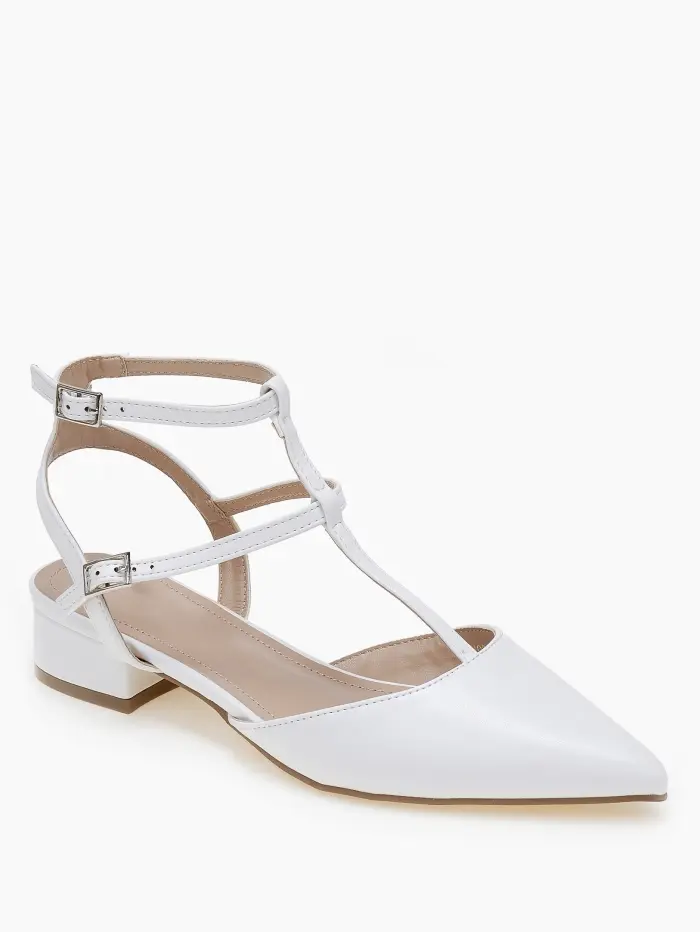 Χαμηλές εξώφτερνες γόβες, μυτερές, με μπαρέτα