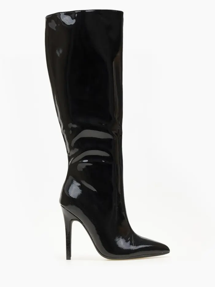 Μπότες λουστρίνι με λεπτό τακούνι