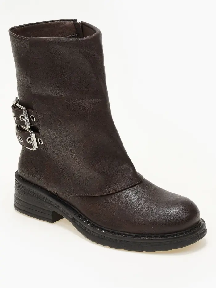 Μποτάκια με γκέτα και διπλή αγκράφα