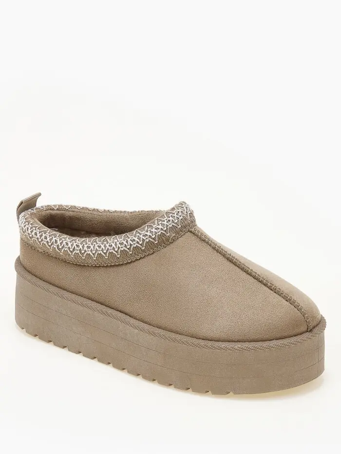 Δίσολες παντόφλες με γούνα και κέντημα