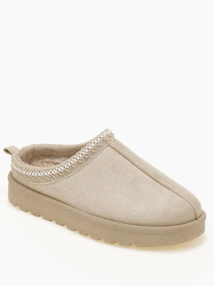 Παντόφλες με γούνα και κέντημα